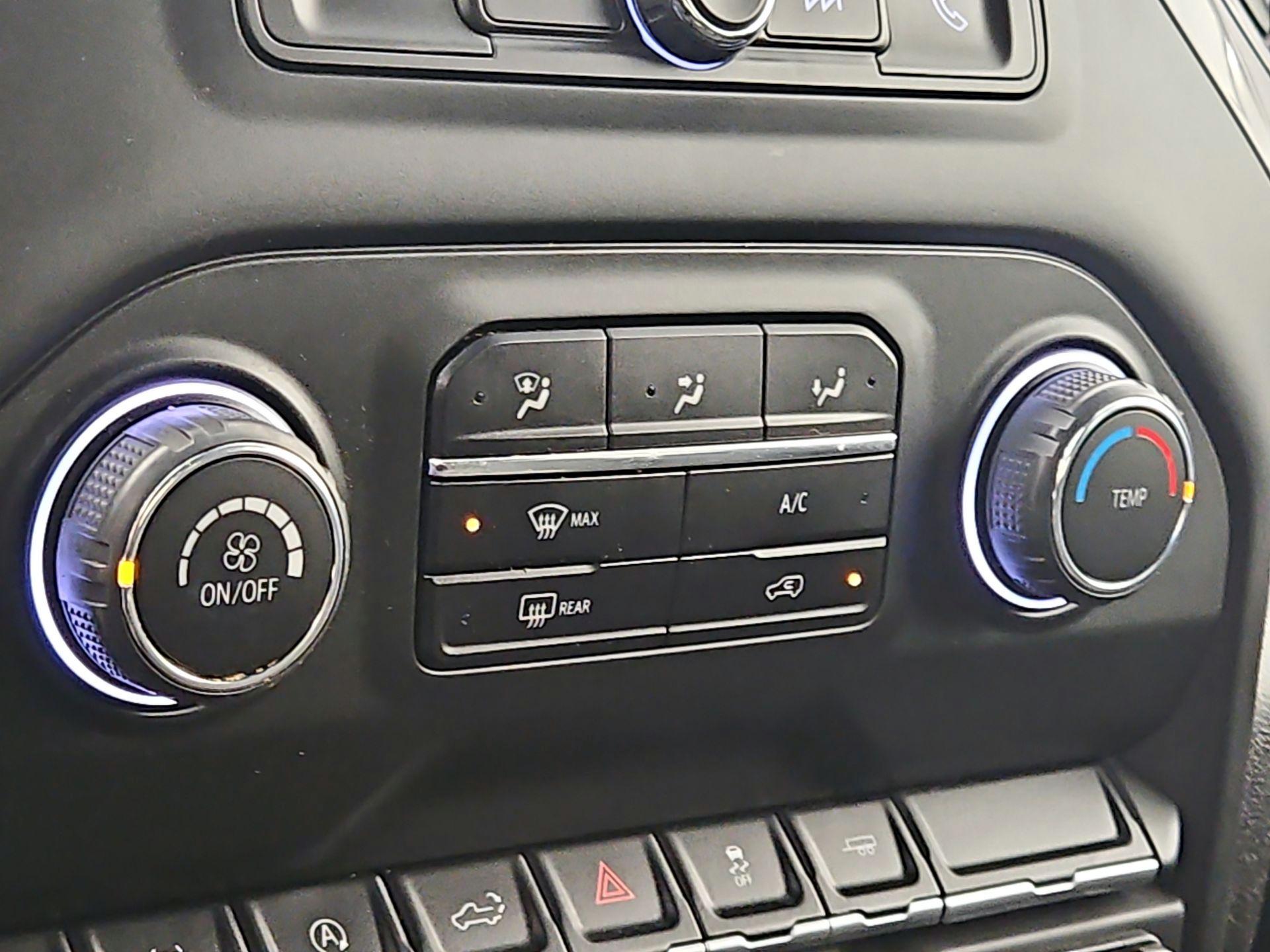 Thumbnail: 2022 Chevrolet Silverado 1500 - 16