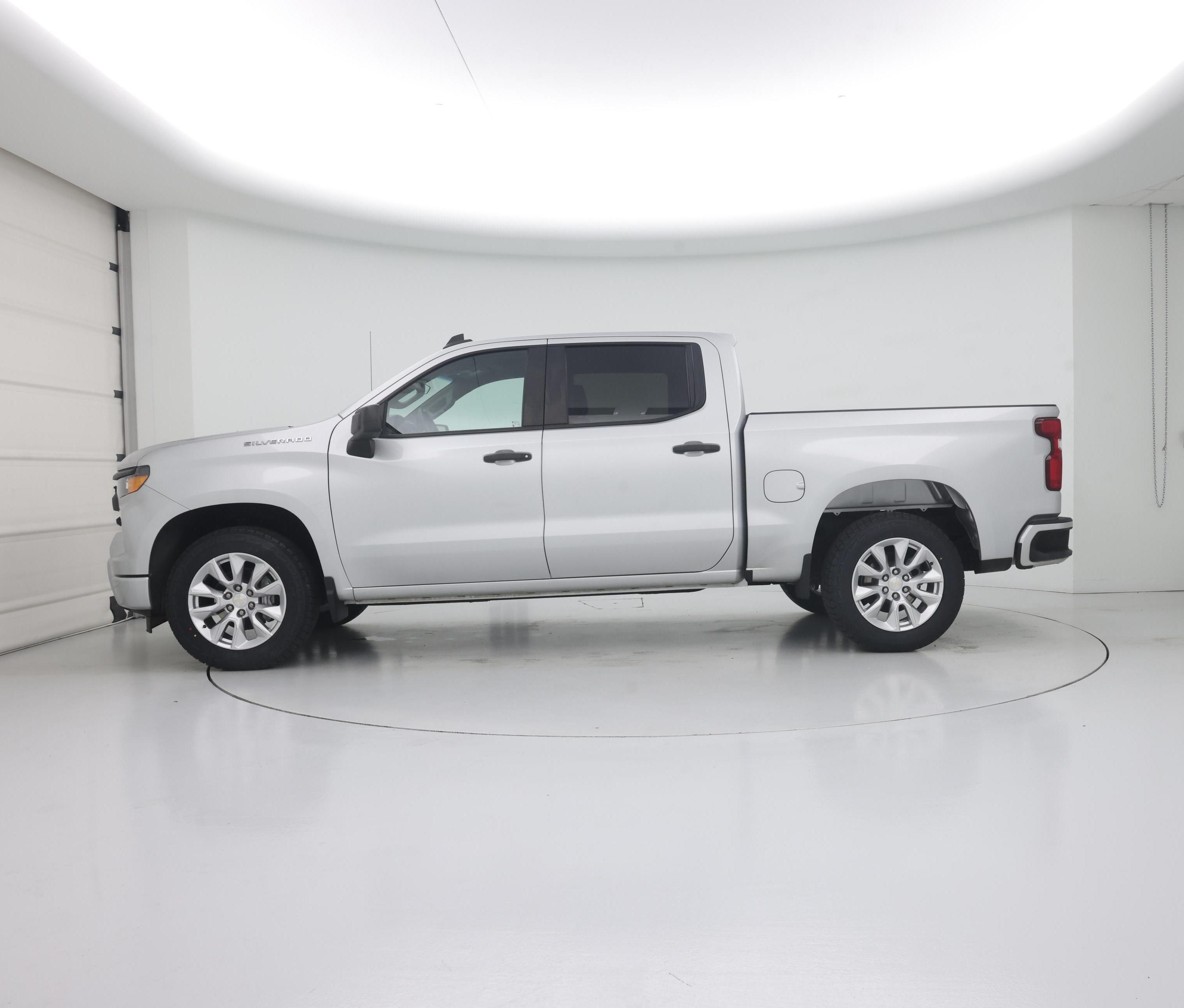 Thumbnail: 2022 Chevrolet Silverado 1500 - 3