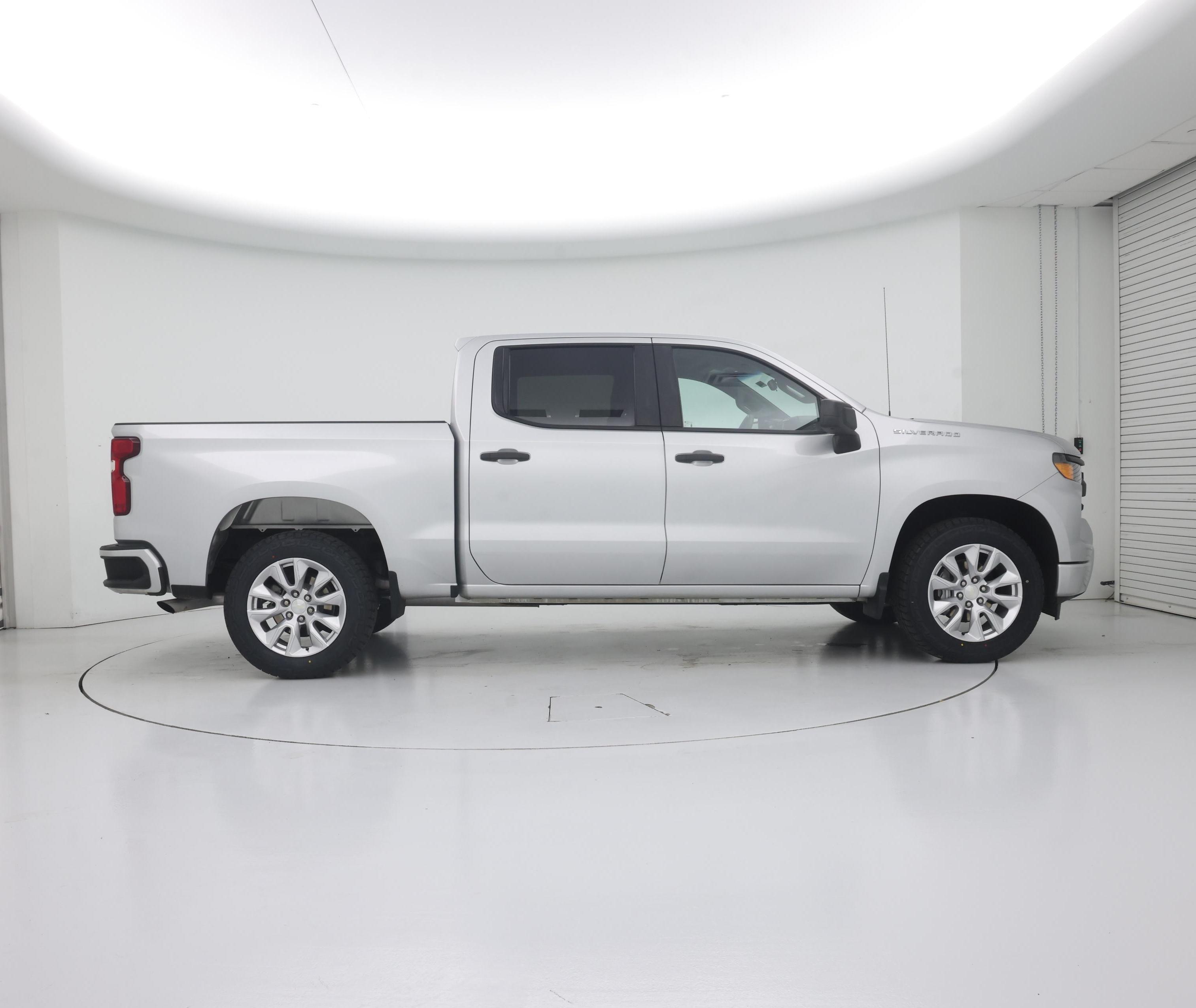 Thumbnail: 2022 Chevrolet Silverado 1500 - 7