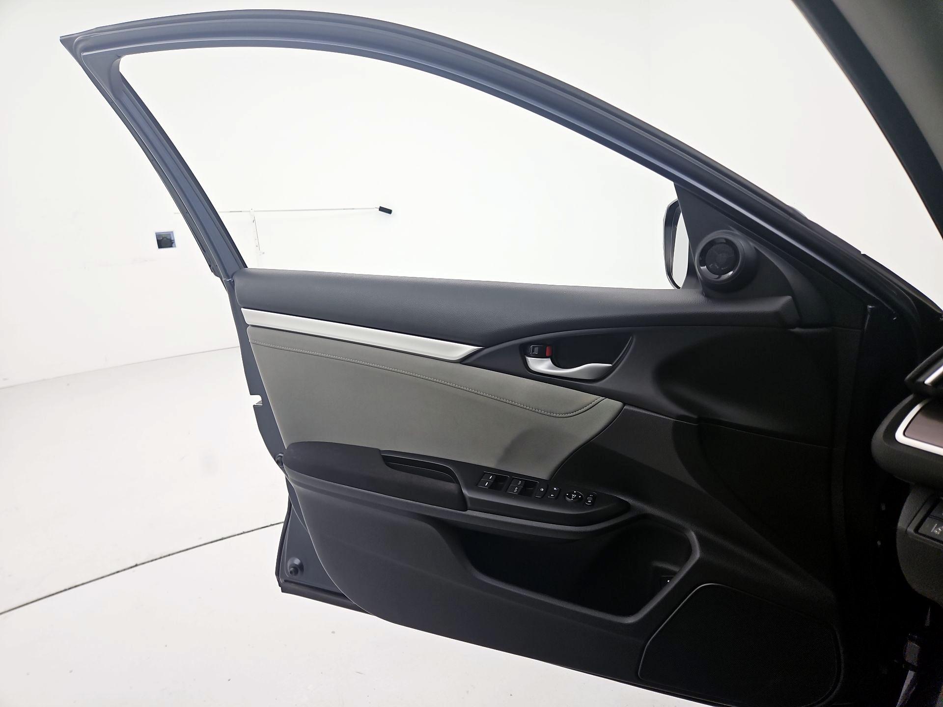 Thumbnail: 2020 Honda Civic - 12