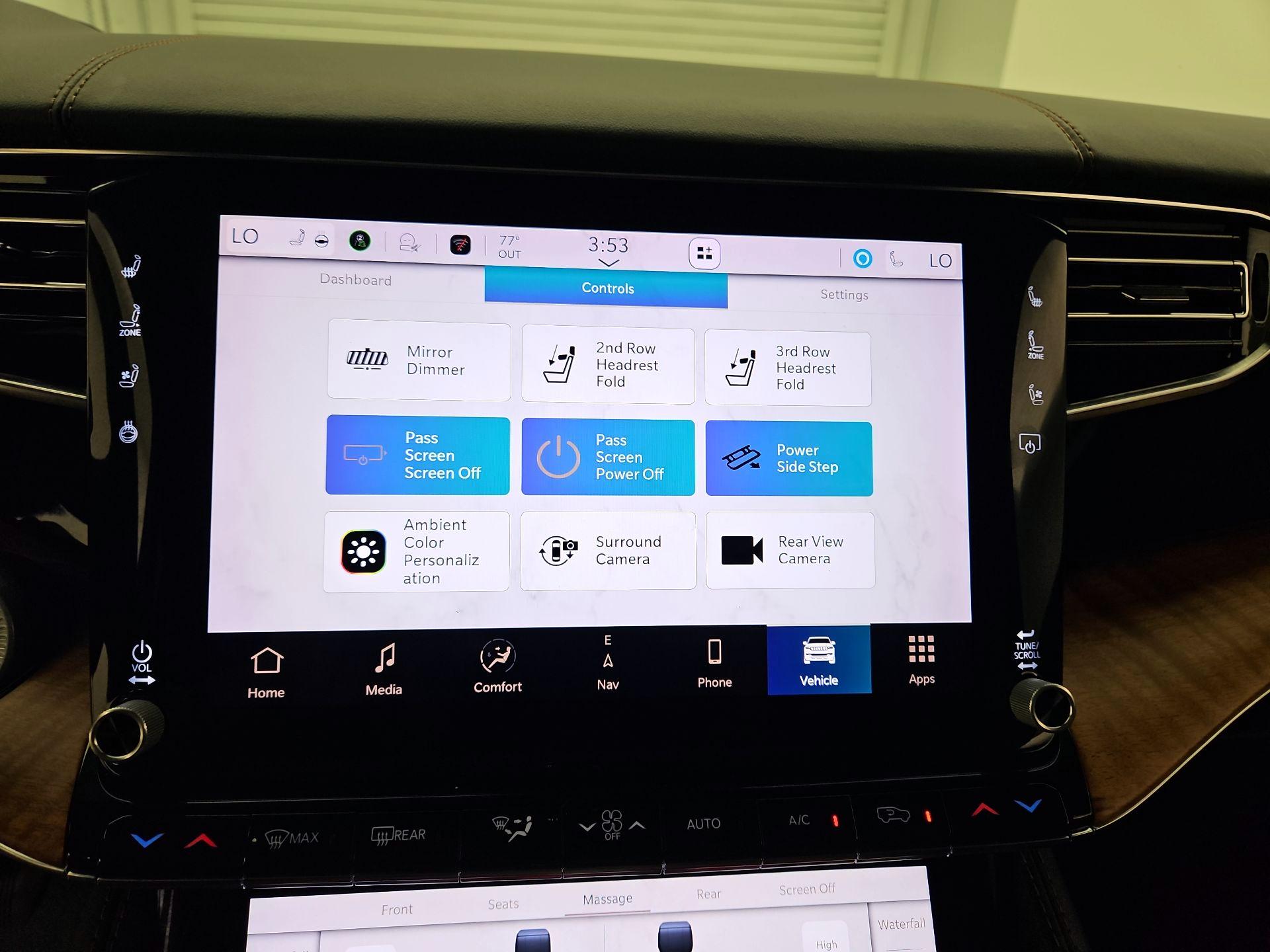 Thumbnail: 2022 Jeep Grand Wagoneer - 16