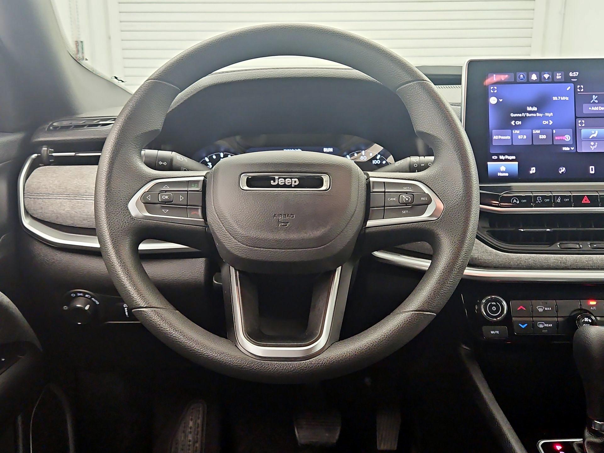 Thumbnail: 2024 Jeep Compass - 10