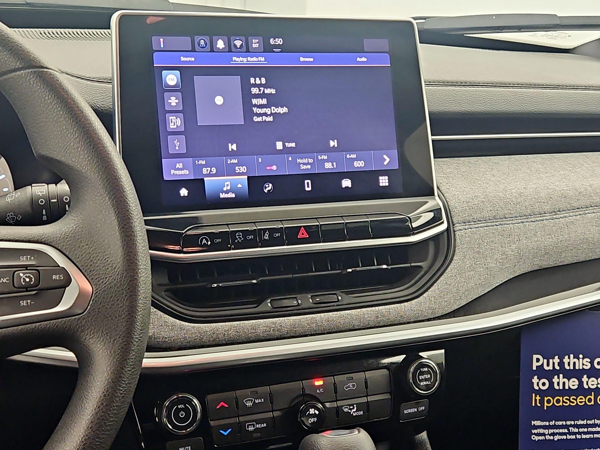 Thumbnail: 2024 Jeep Compass - 15