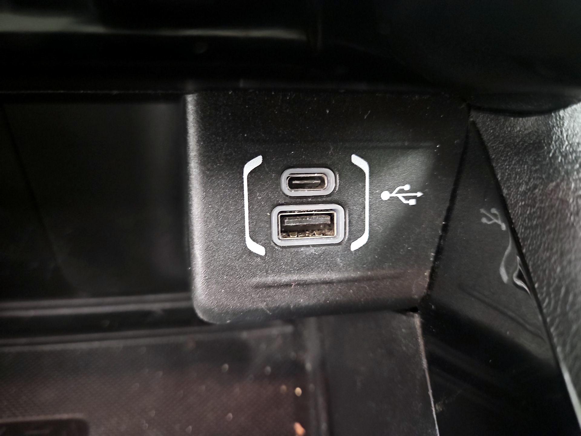 Thumbnail: 2022 Jeep Compass - 19