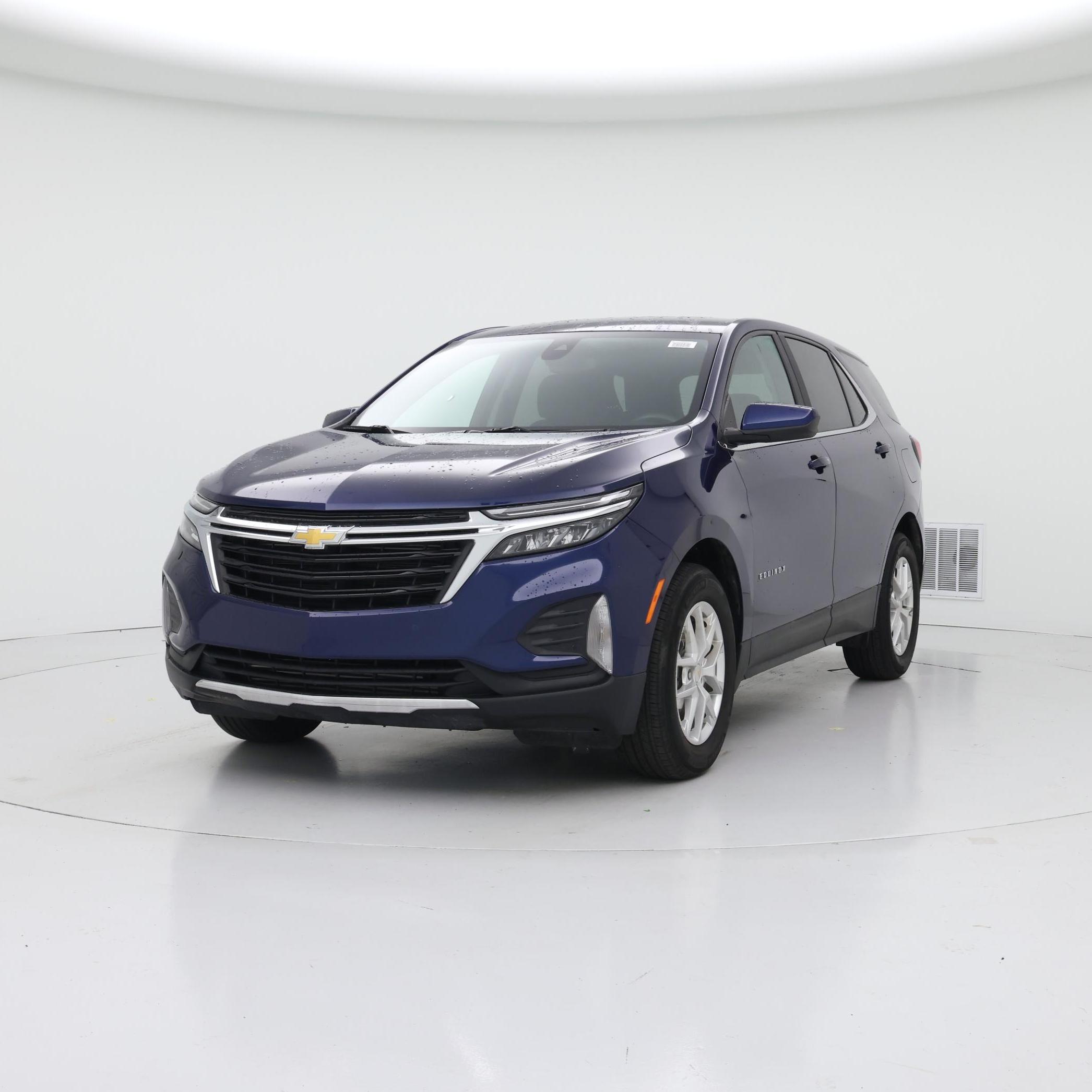 Thumbnail: 2022 Chevrolet Equinox - 4