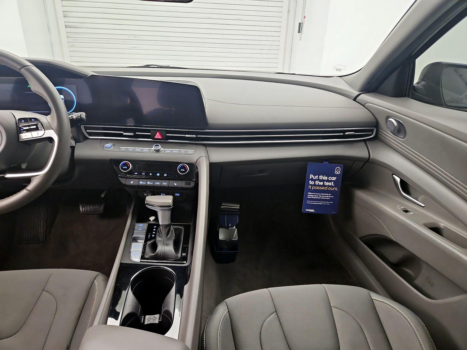 Thumbnail: 2023 Toyota RAV4 - 9