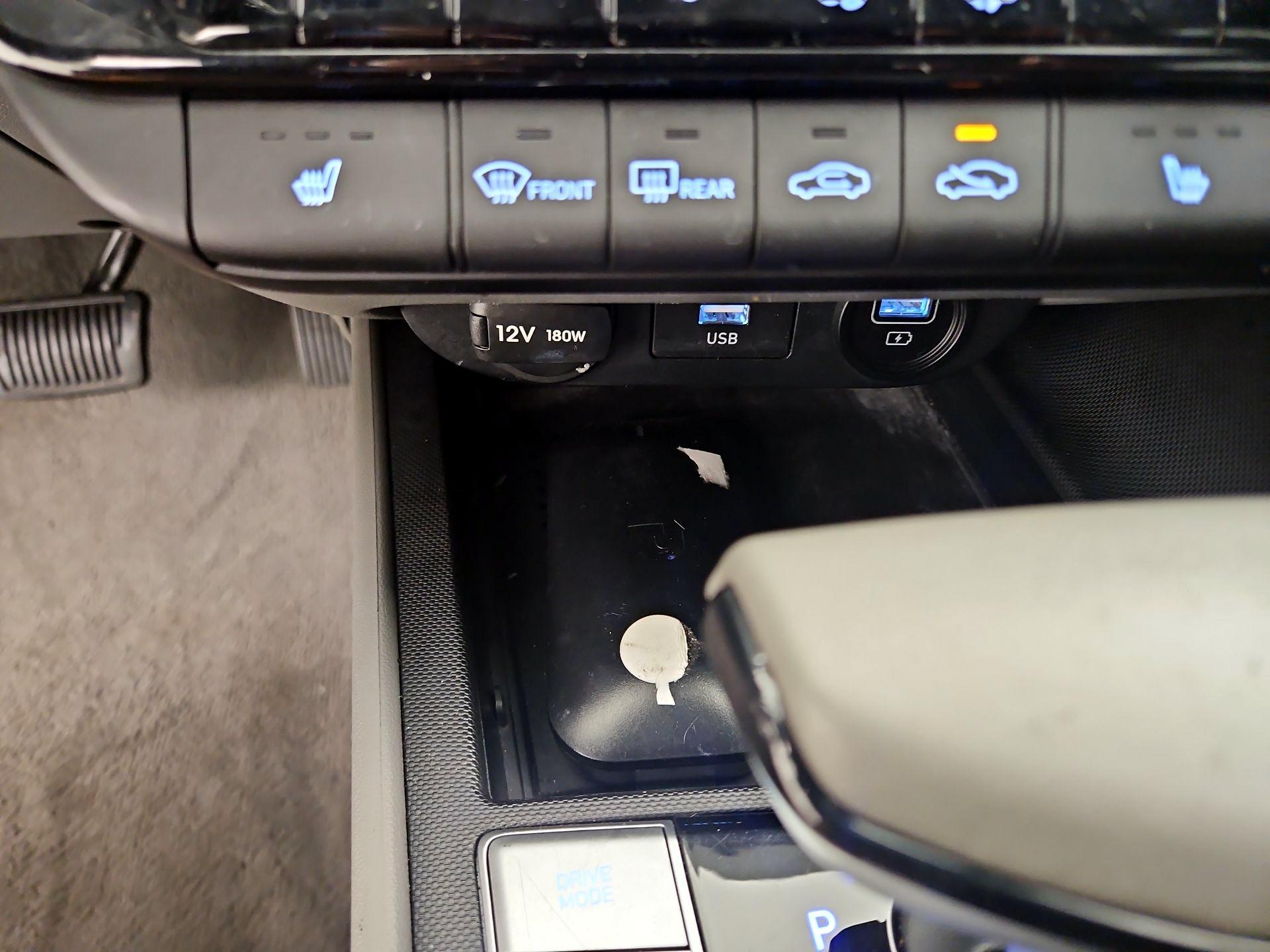 Thumbnail: 2023 Toyota RAV4 - 19