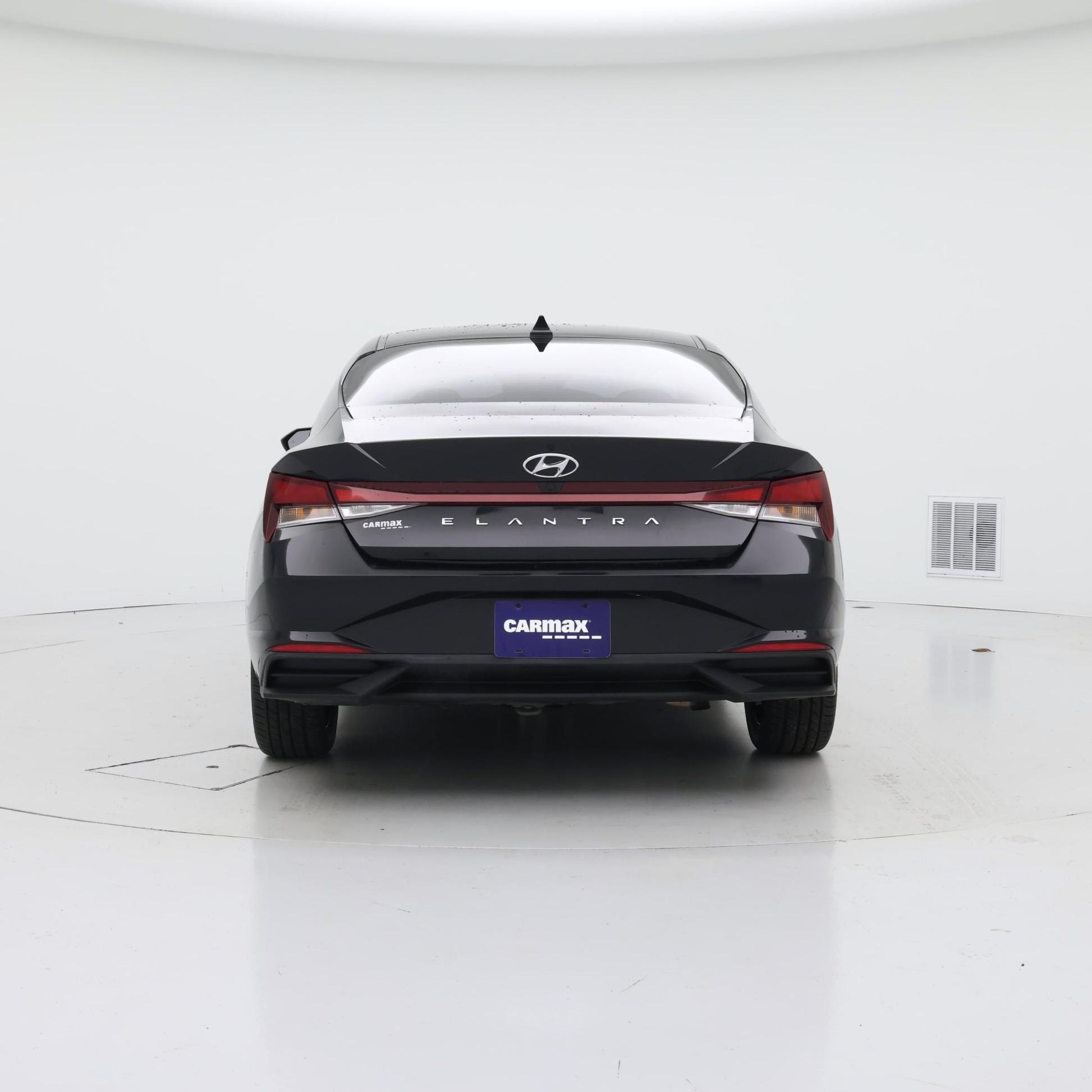 Thumbnail: 2023 Toyota RAV4 - 6