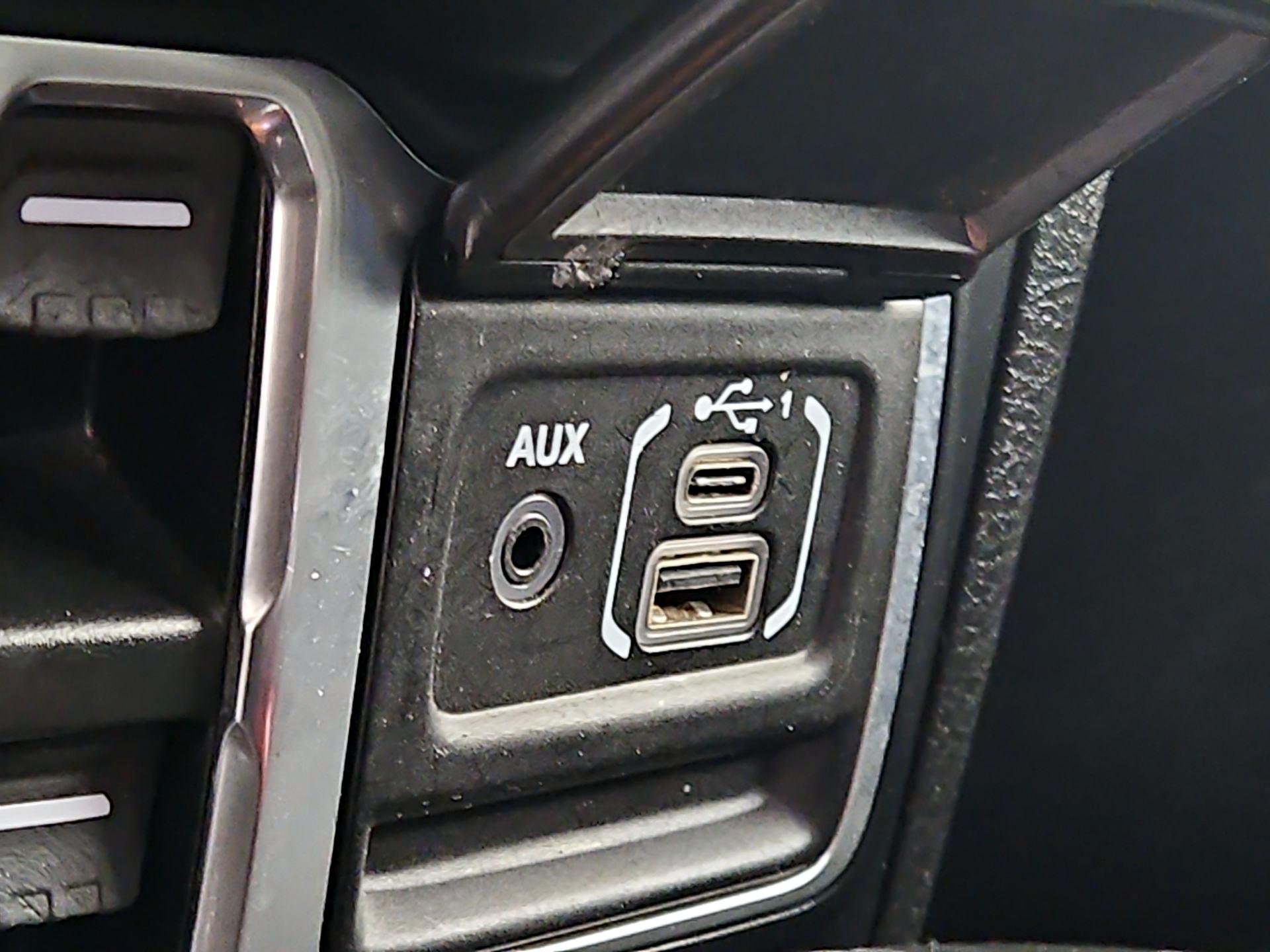 Thumbnail: 2024 Jeep Wrangler - 18