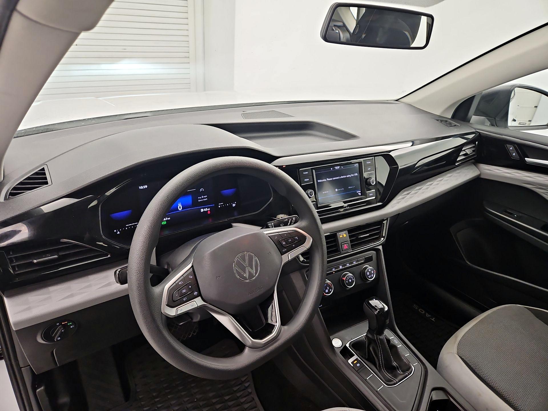 Thumbnail: 2022 Volkswagen Taos - 9