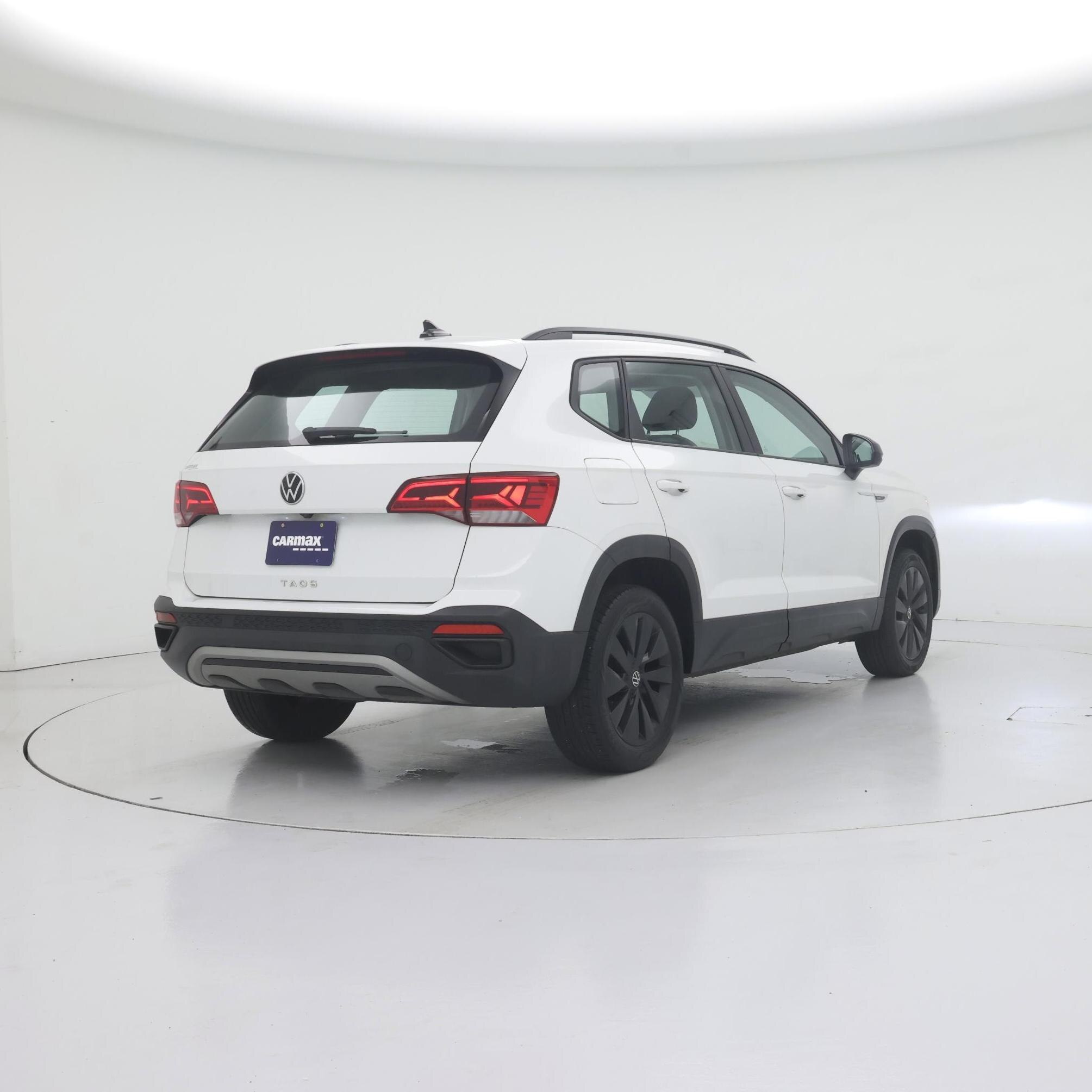 Thumbnail: 2022 Volkswagen Taos - 8