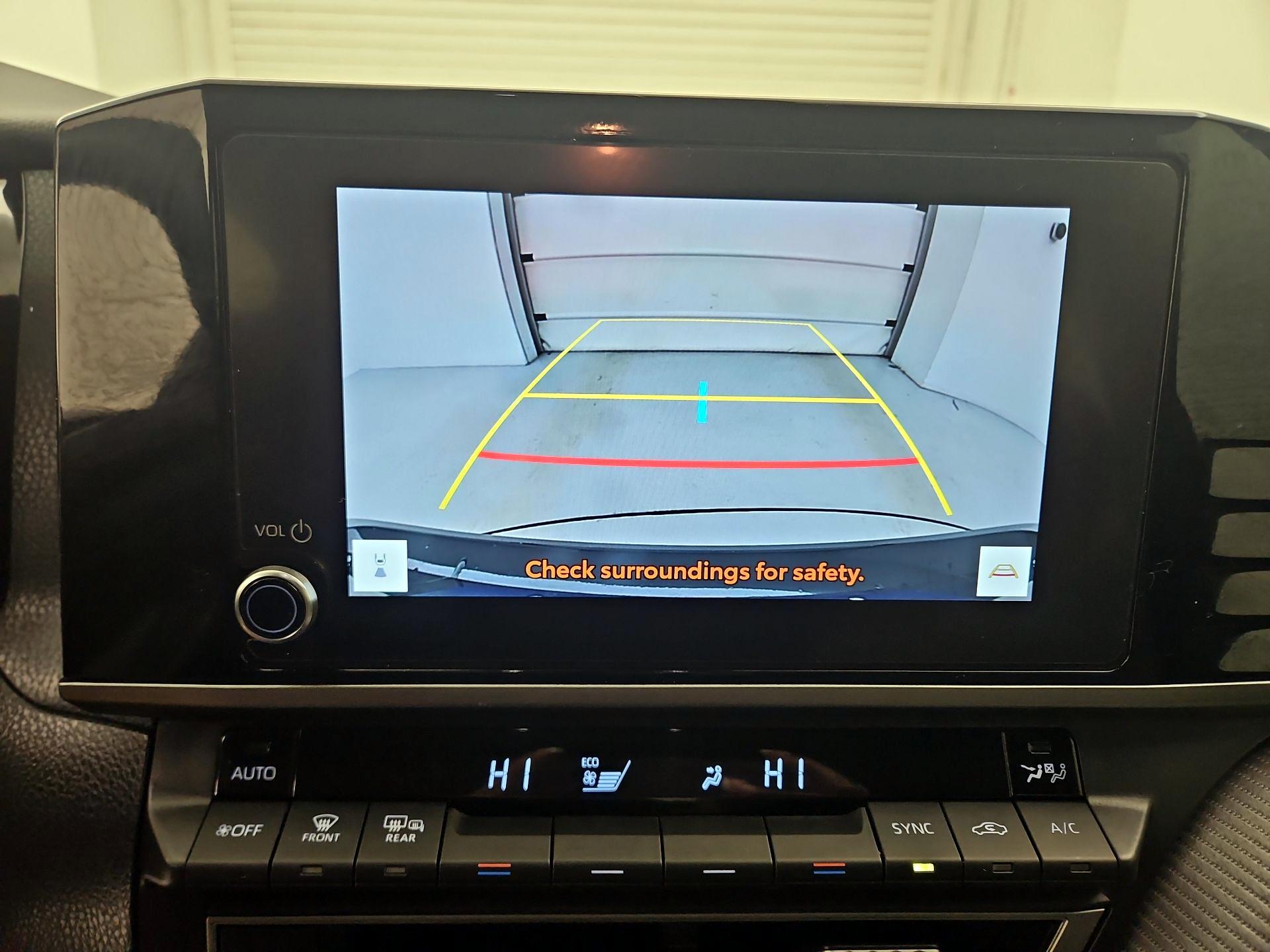 Thumbnail: 2025 Toyota Camry - 15