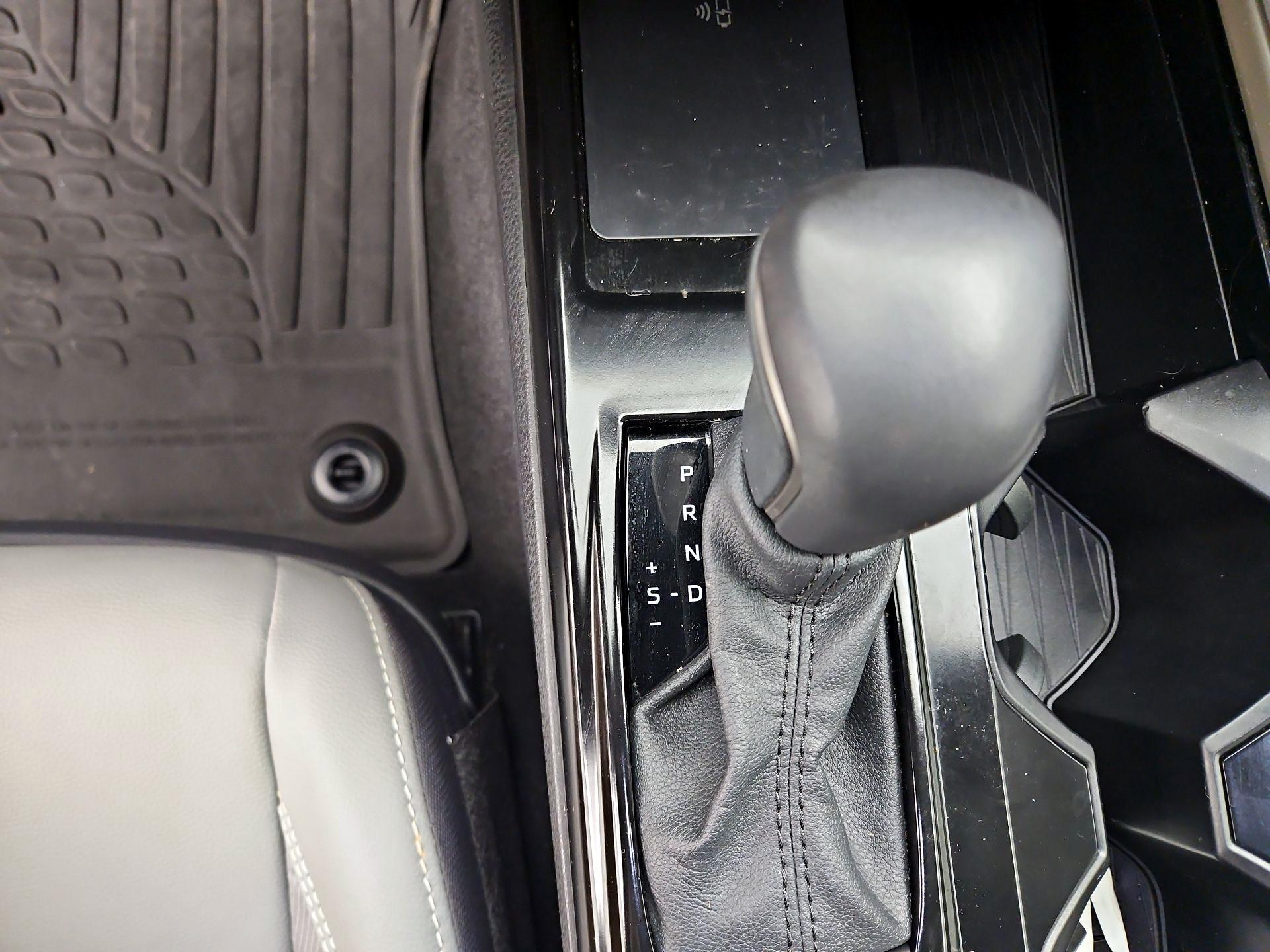 Thumbnail: 2025 Toyota Camry - 18