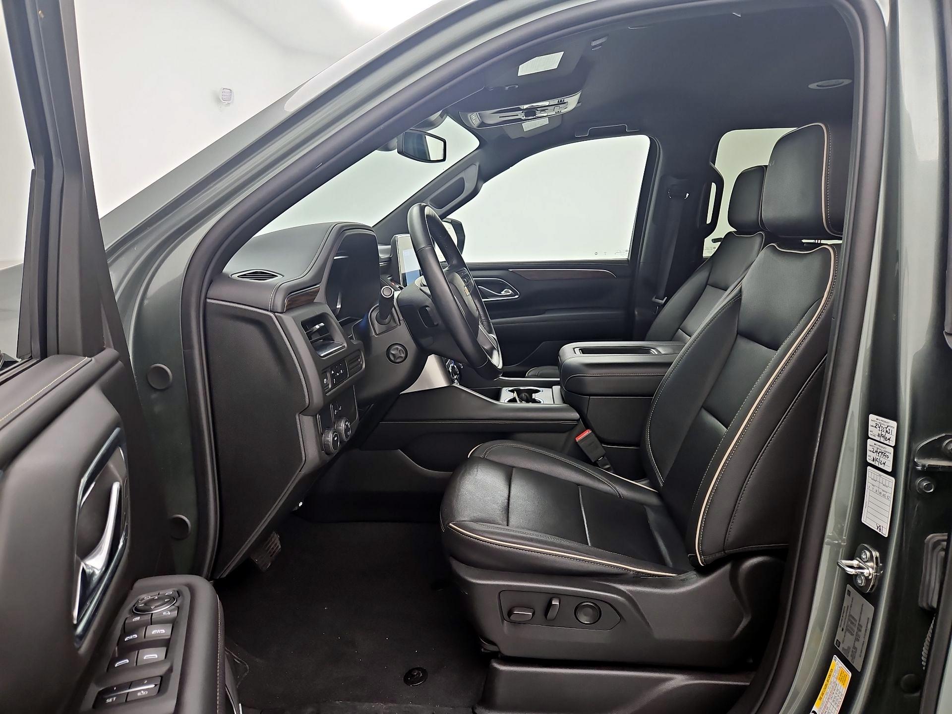 Thumbnail: 2023 Chevrolet Suburban - 11