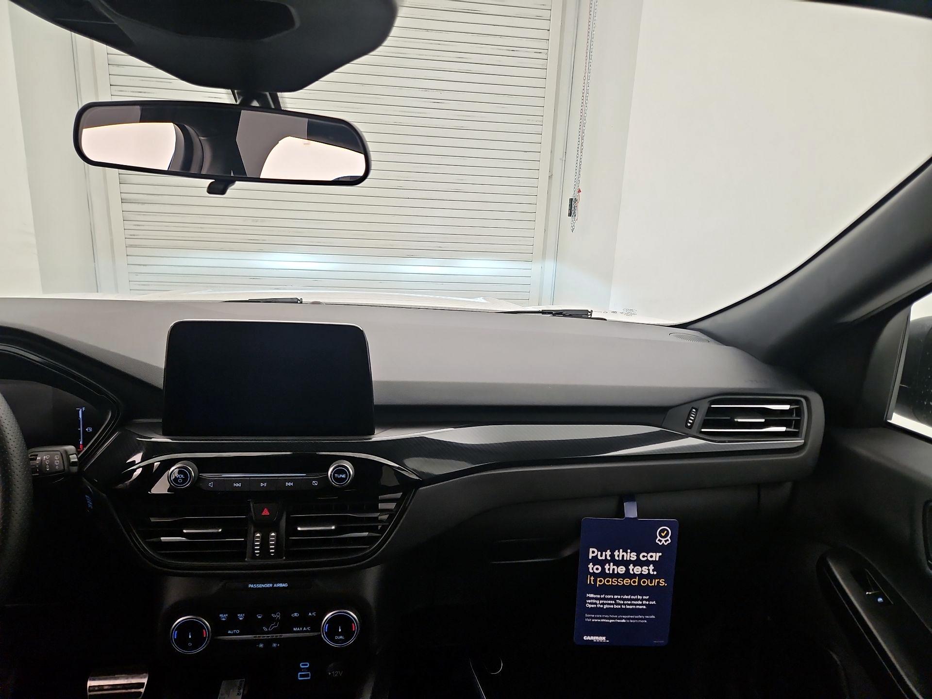 Thumbnail: 2023 Ford Escape - 9