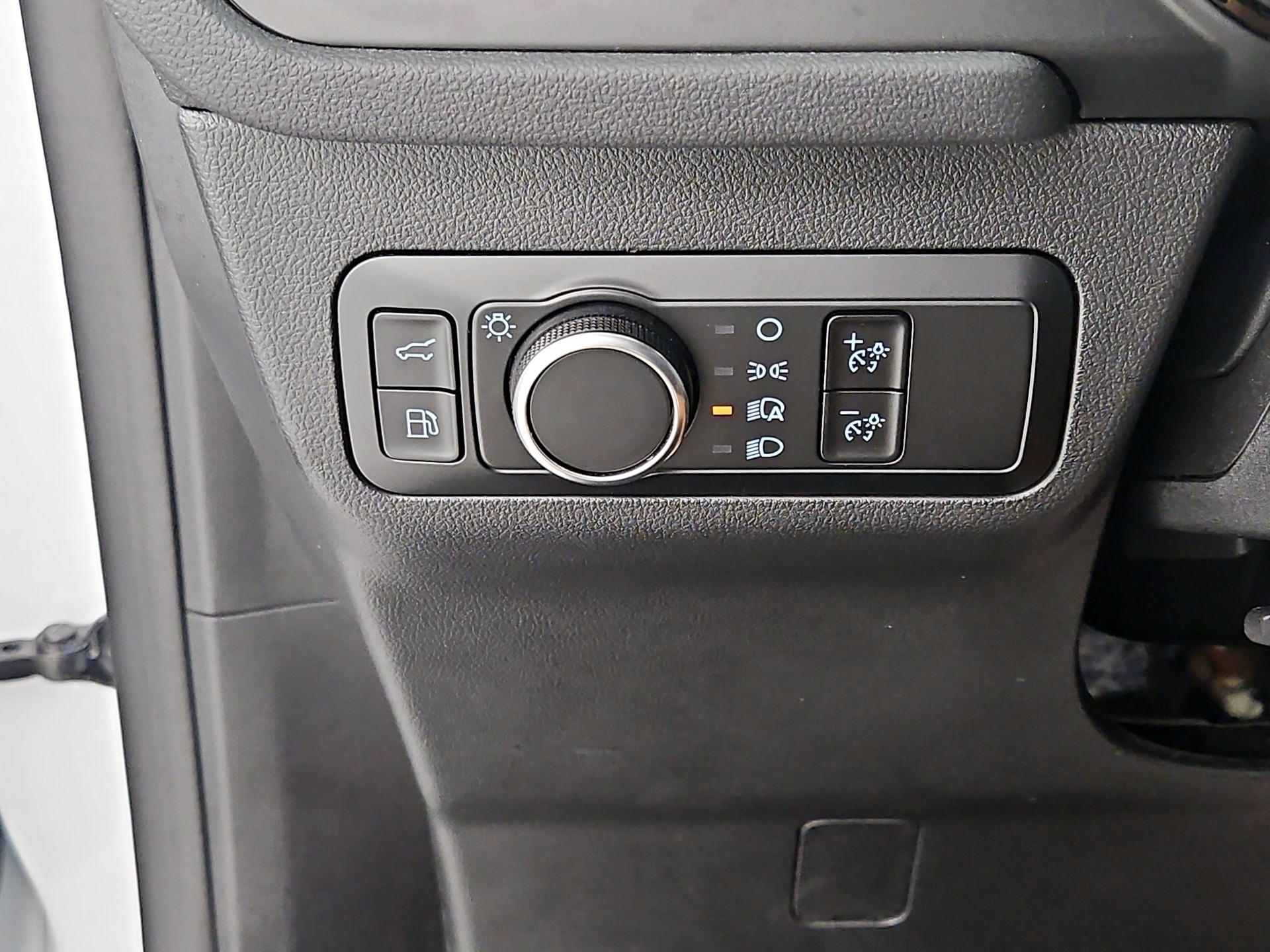 Thumbnail: 2023 Ford Escape - 13