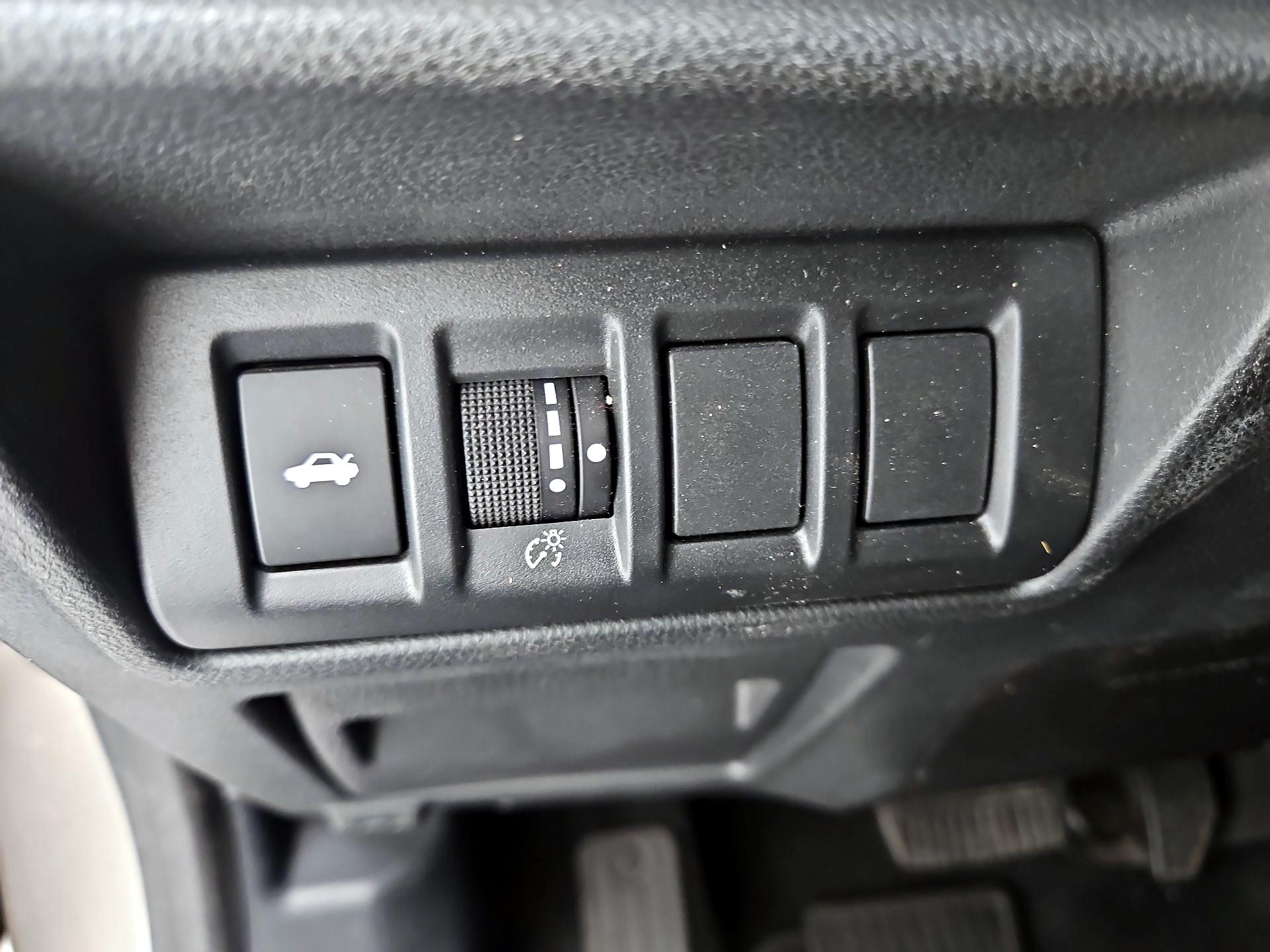 Thumbnail: 2020 Subaru Legacy - 13