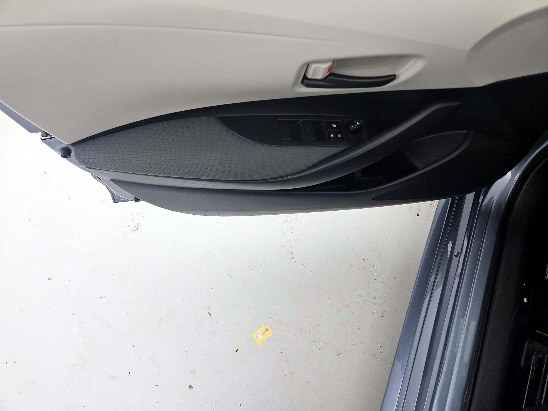 Thumbnail: 2022 Toyota Corolla - 12