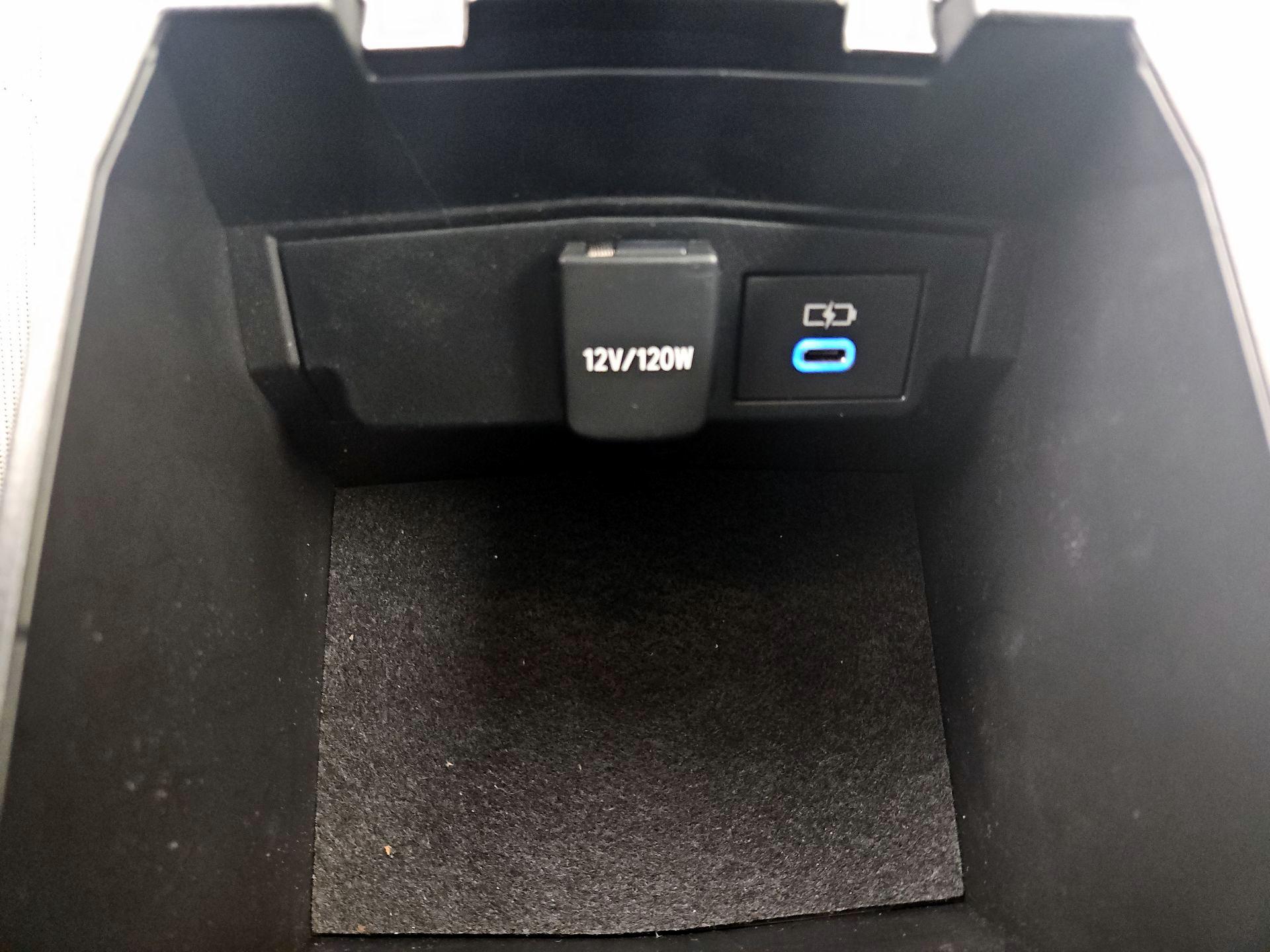 Thumbnail: 2022 Toyota Corolla - 18