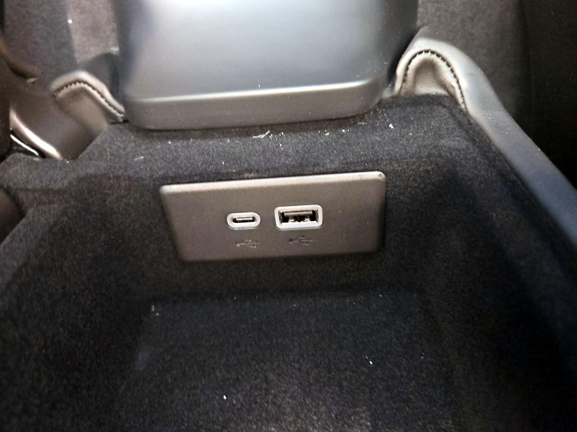 Thumbnail: 2024 Chevrolet Corvette - 19