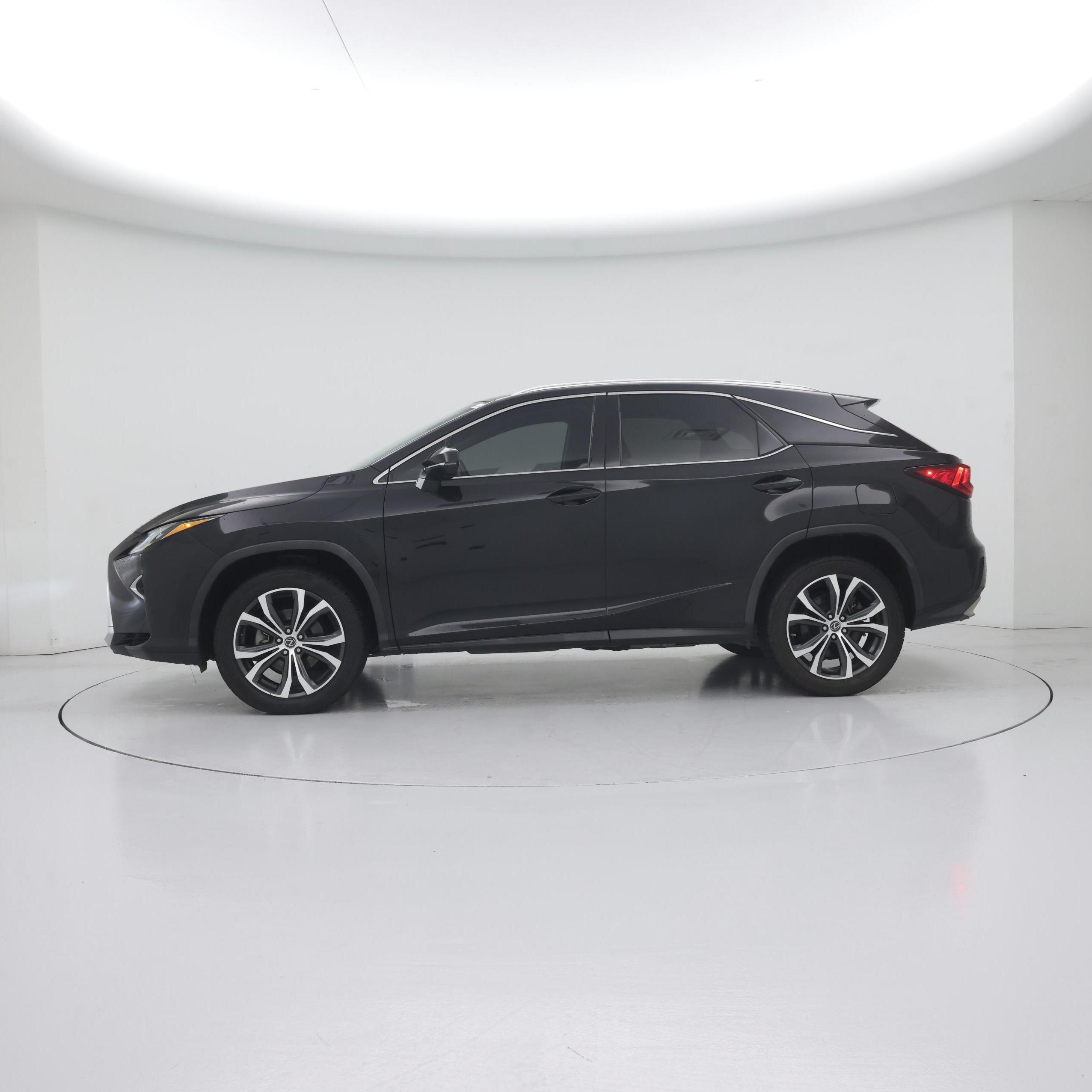 Thumbnail: 2018 Lexus RX - 3
