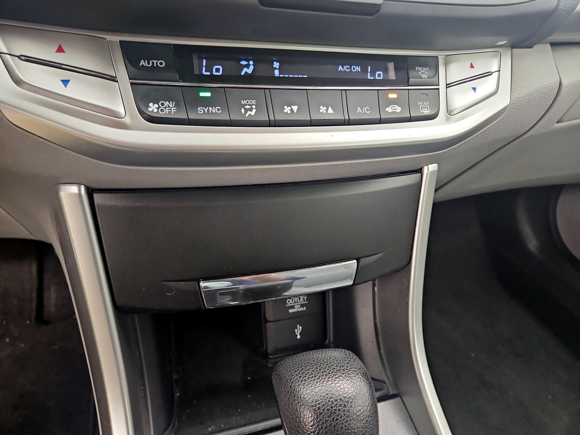 Thumbnail: 2014 Honda Accord - 16