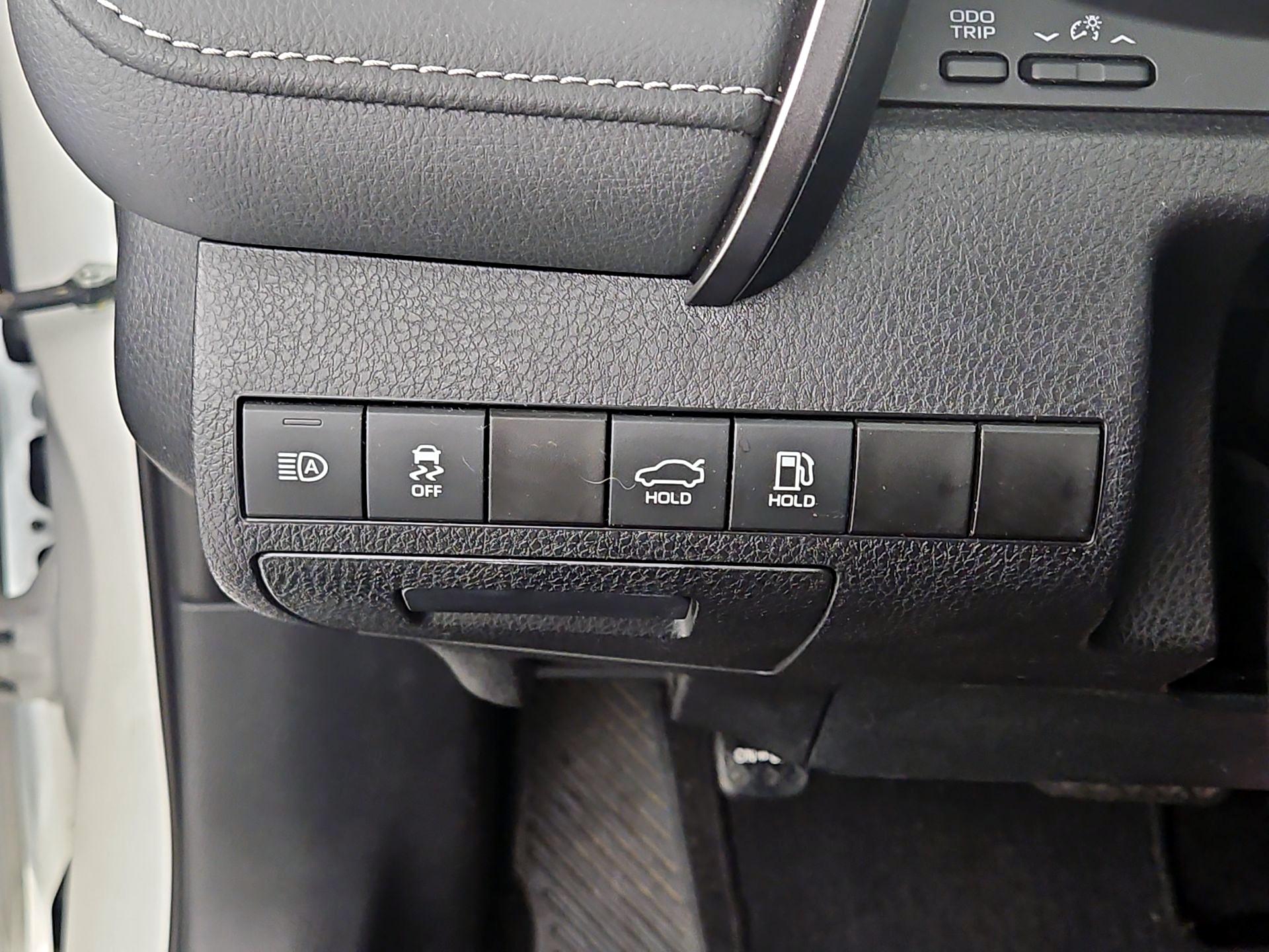 Thumbnail: 2023 Toyota Camry - 13