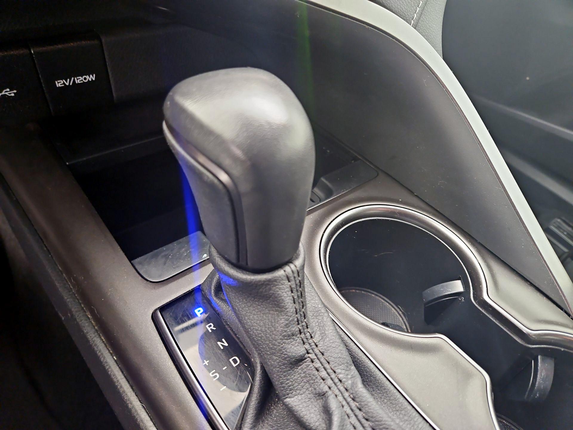 Thumbnail: 2023 Toyota Camry - 17