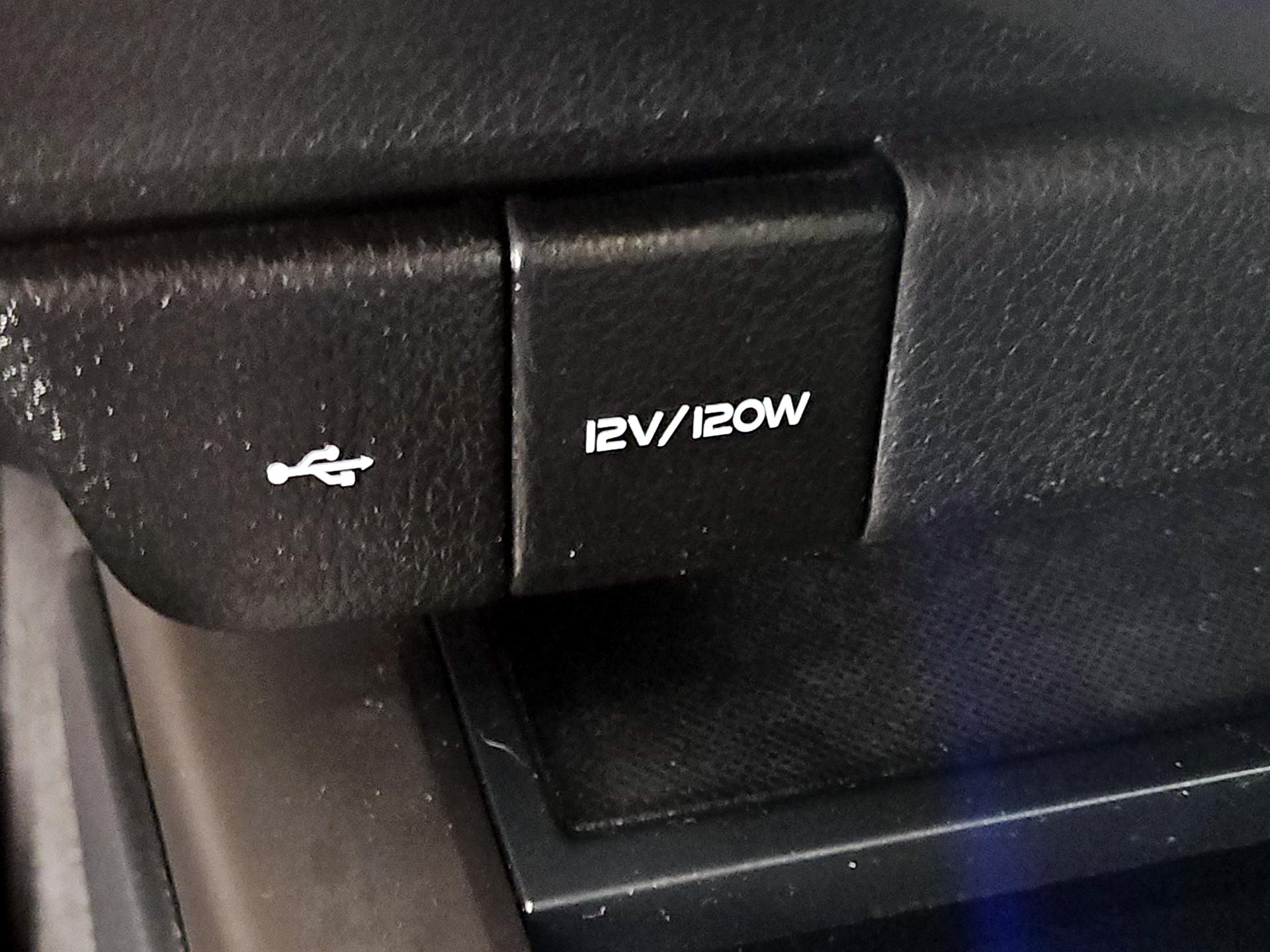 Thumbnail: 2023 Toyota Camry - 18