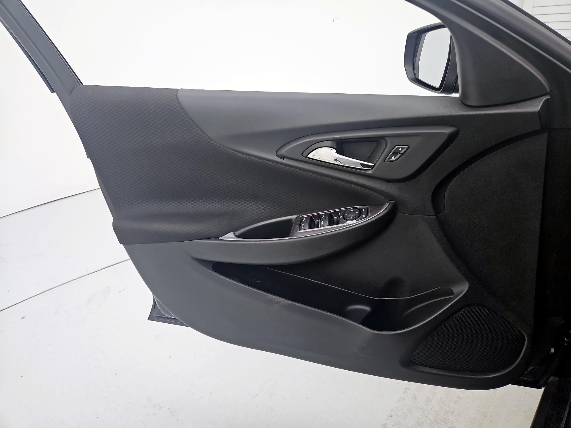 Thumbnail: 2023 Chevrolet Malibu - 12