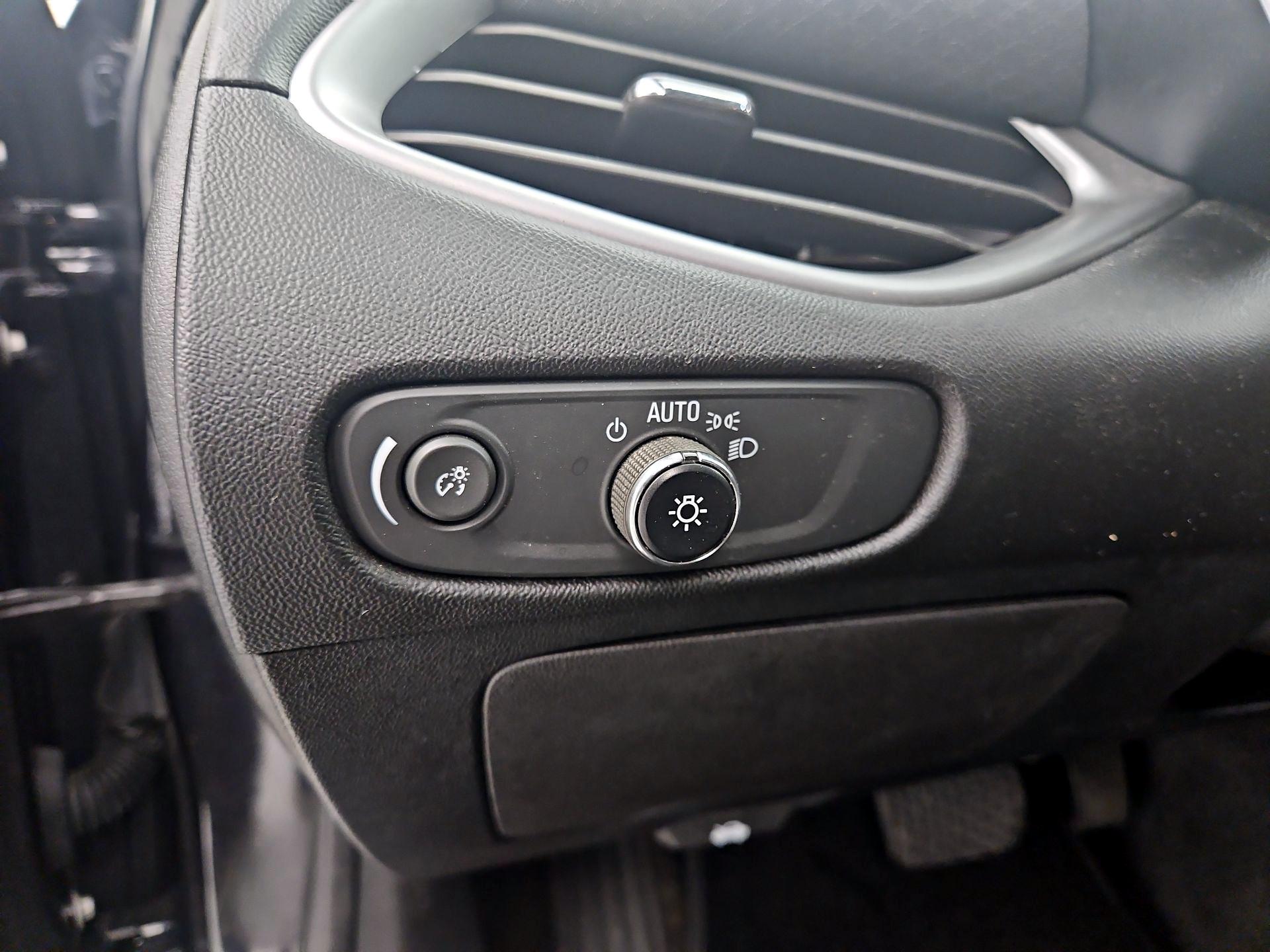 Thumbnail: 2023 Chevrolet Malibu - 13