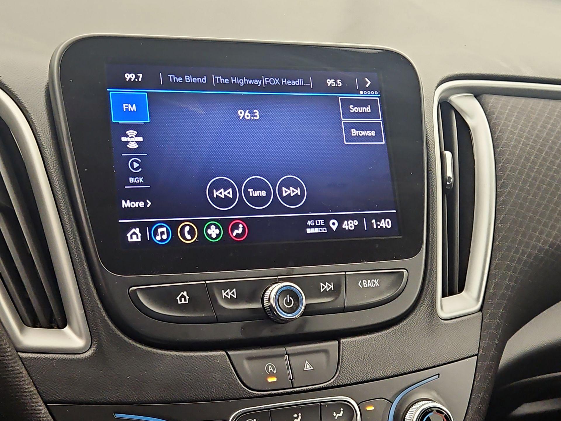 Thumbnail: 2023 Chevrolet Malibu - 15