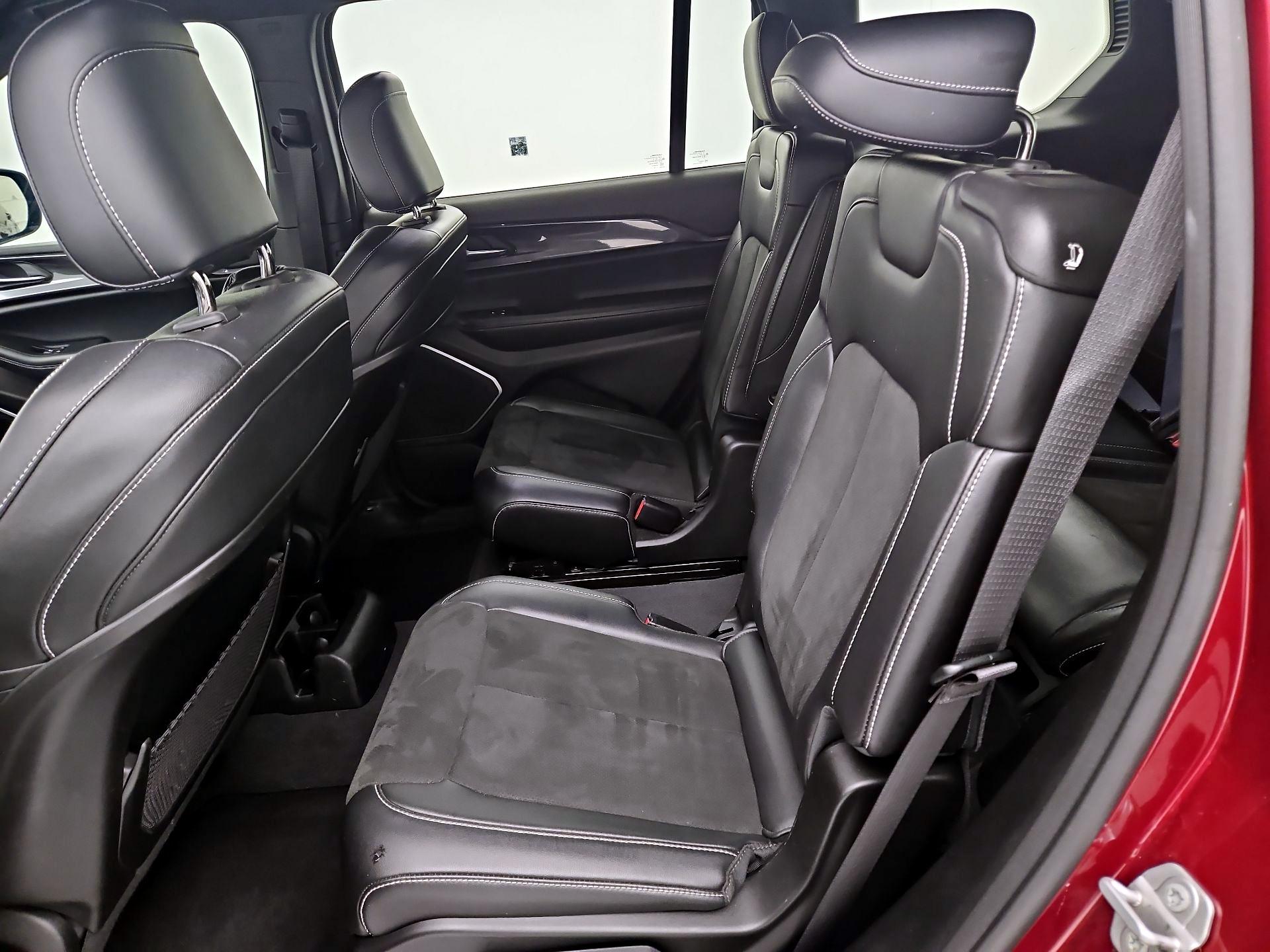 Thumbnail: 2022 Jeep Grand Cherokee L - 19