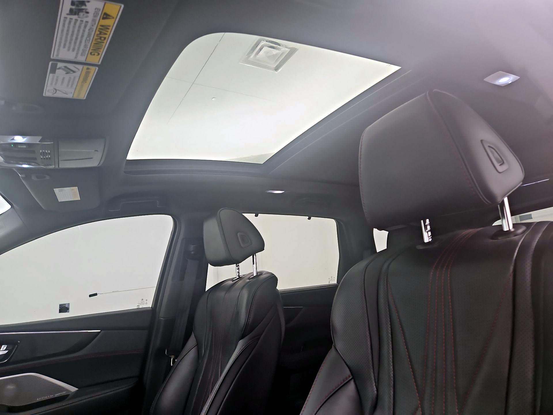 Thumbnail: 2023 Acura MDX - 20