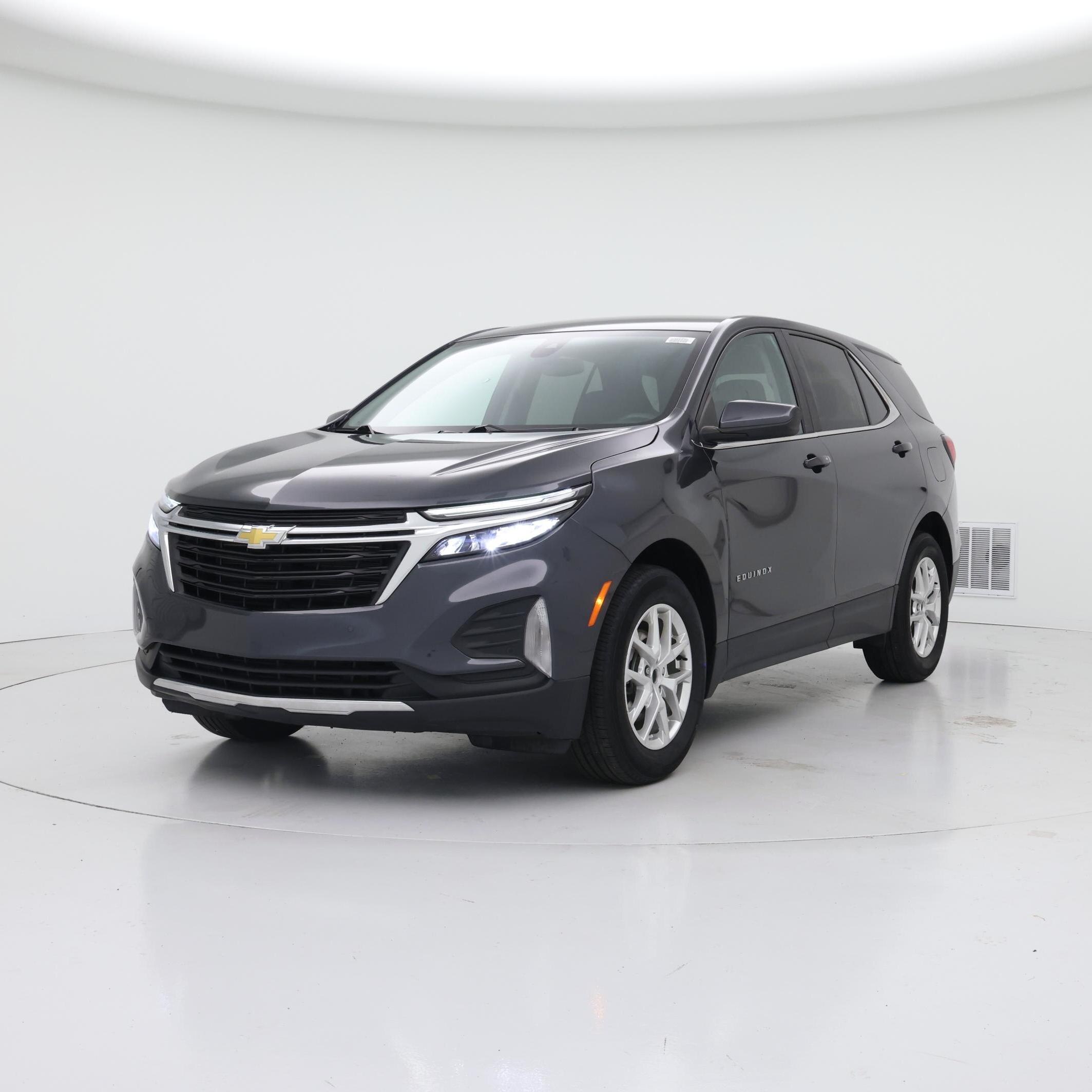 Thumbnail: 2022 Chevrolet Equinox - 4