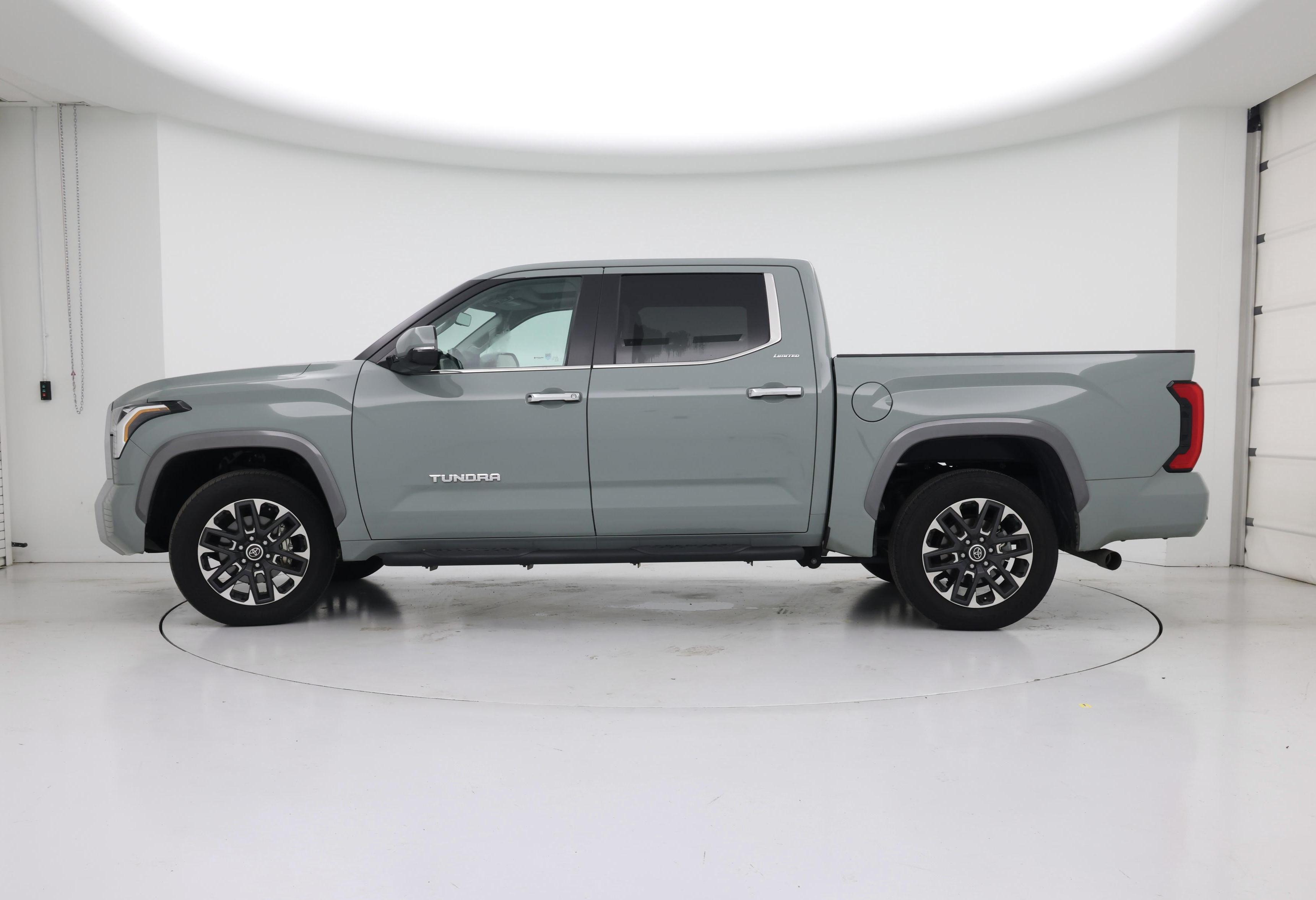 Thumbnail: 2024 Toyota Tundra - 3