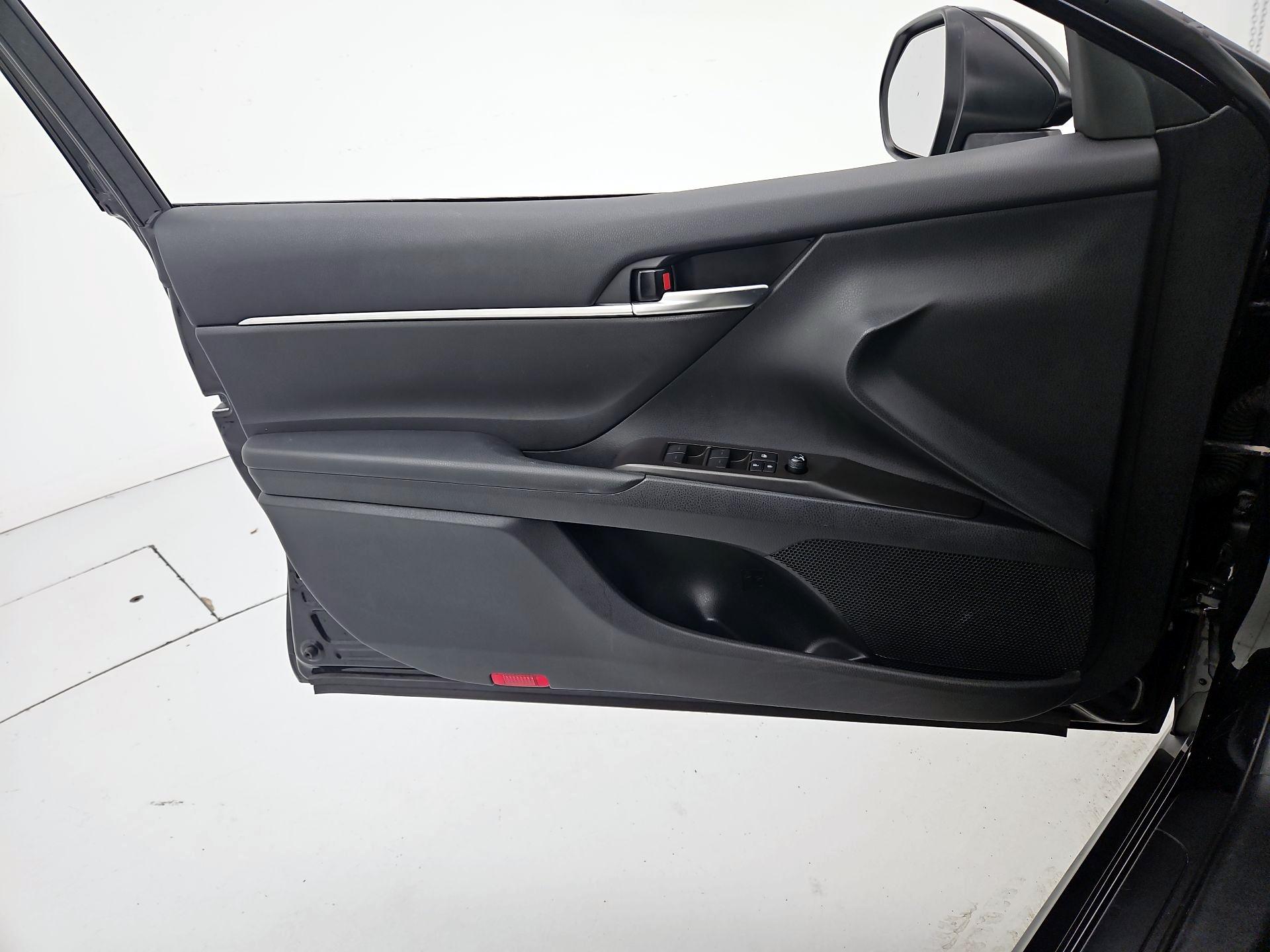 Thumbnail: 2024 Toyota Camry - 12