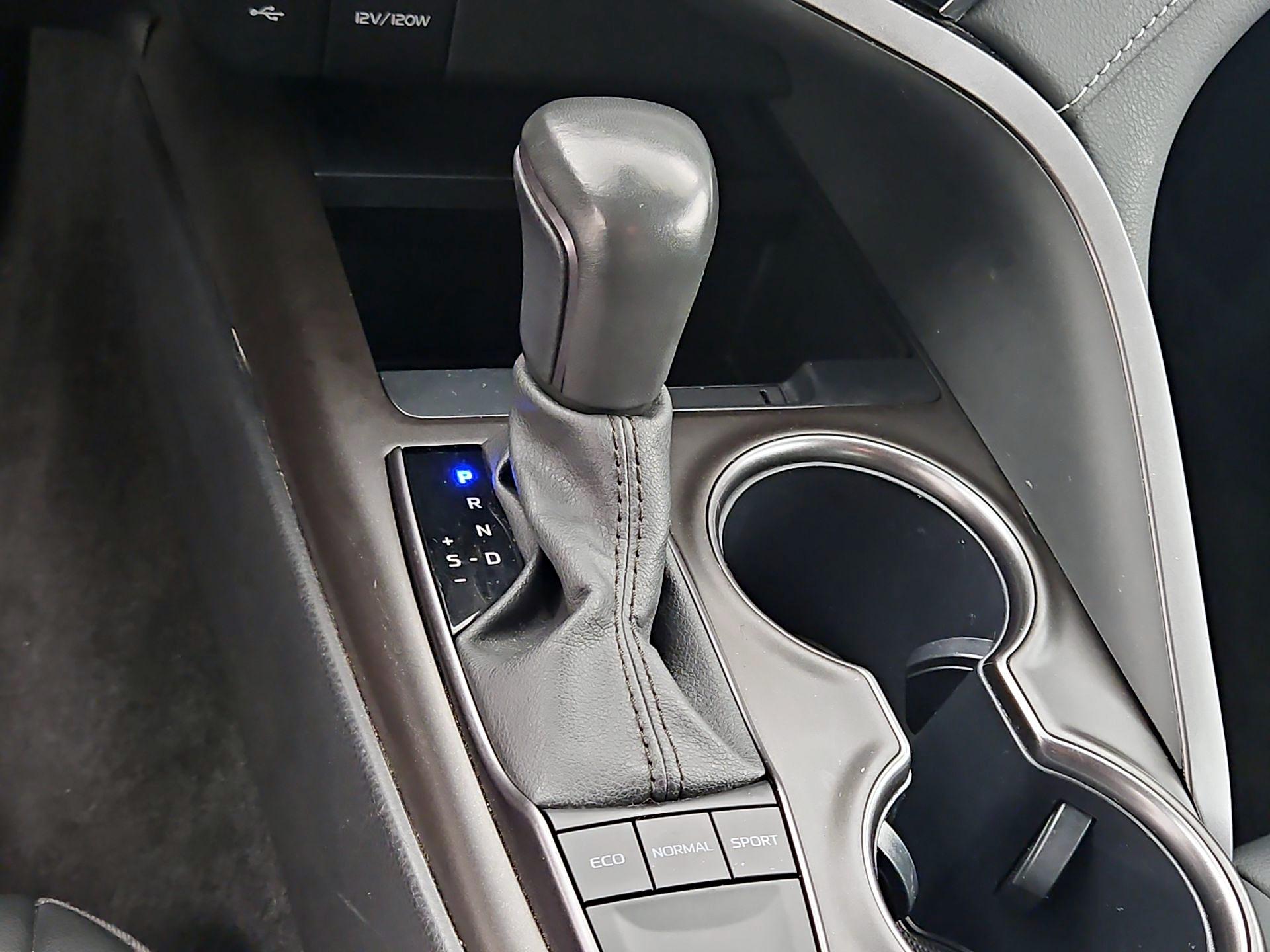 Thumbnail: 2024 Toyota Camry - 17