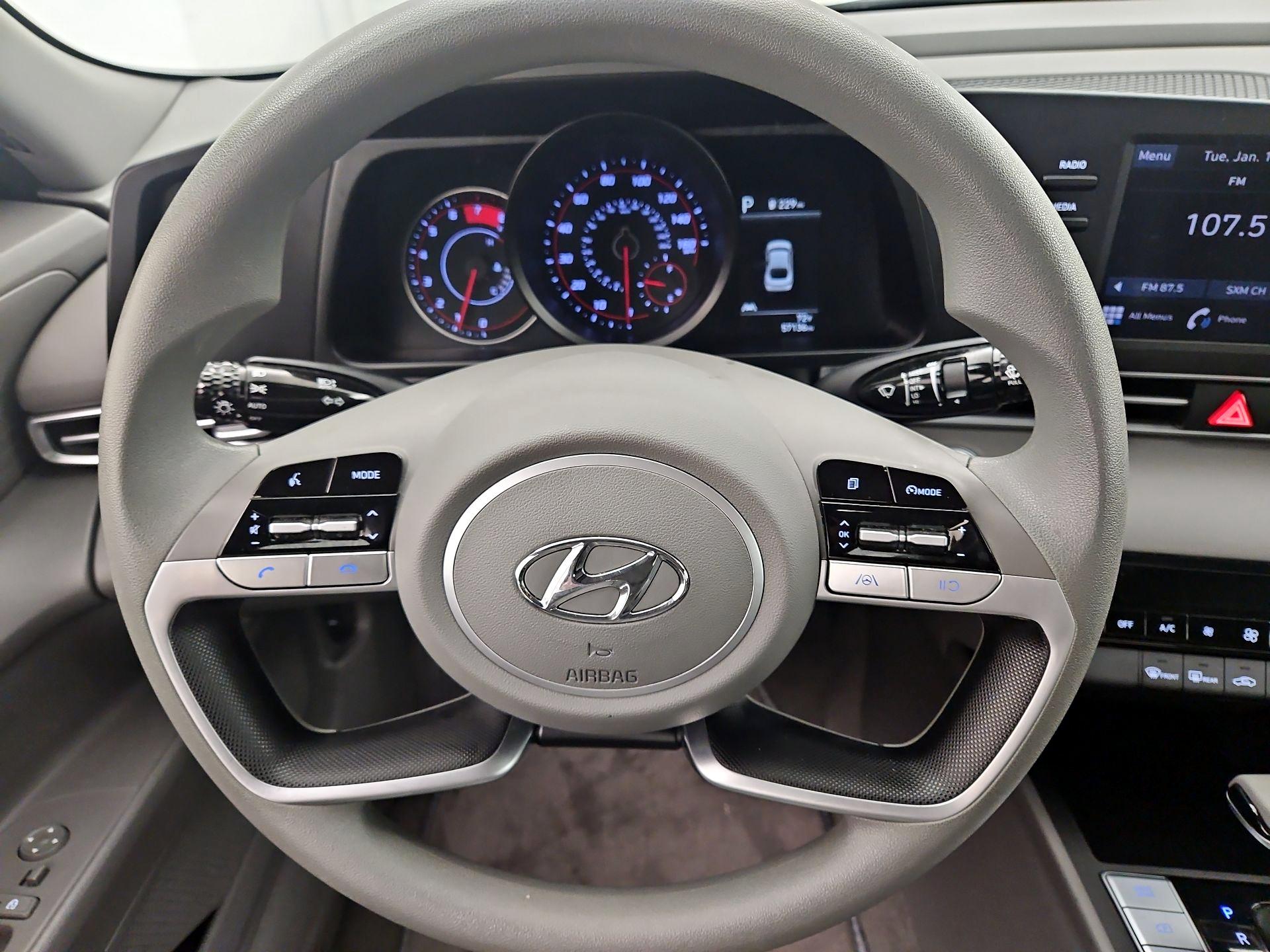 Thumbnail: 2023 Hyundai Elantra - 10