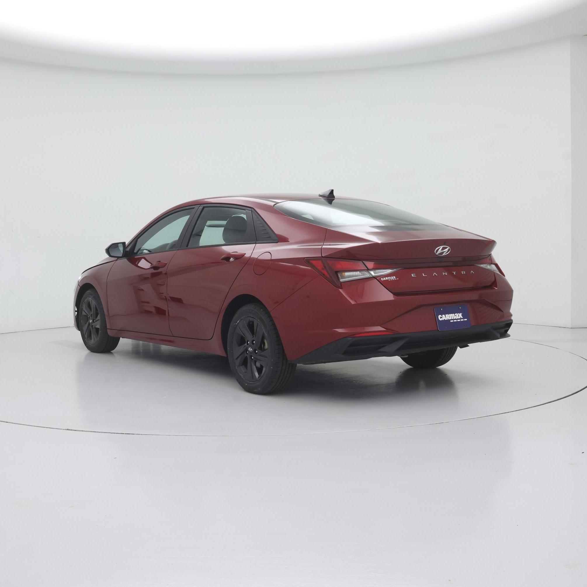 Thumbnail: 2023 Hyundai Elantra - 2