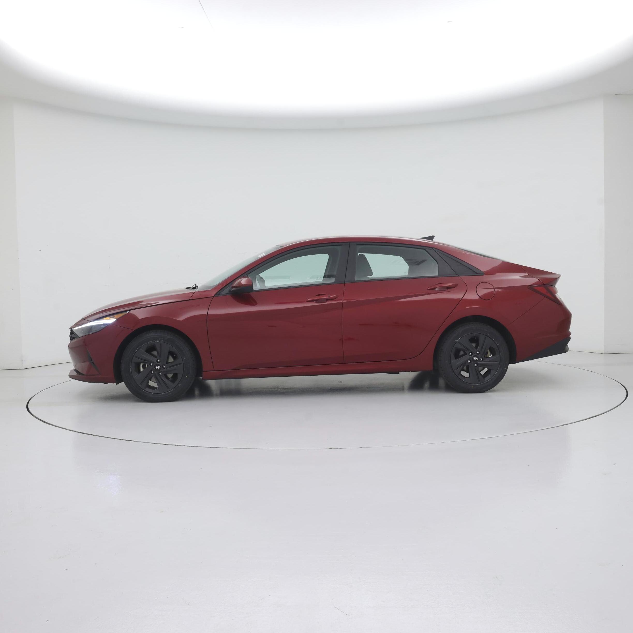 Thumbnail: 2023 Hyundai Elantra - 3