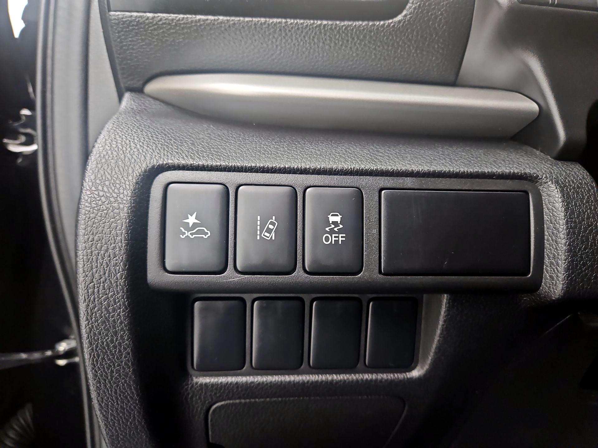 Thumbnail: 2023 Mitsubishi Eclipse Cross - 13