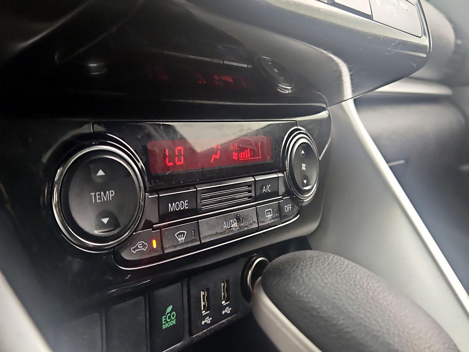 Thumbnail: 2023 Mitsubishi Eclipse Cross - 16