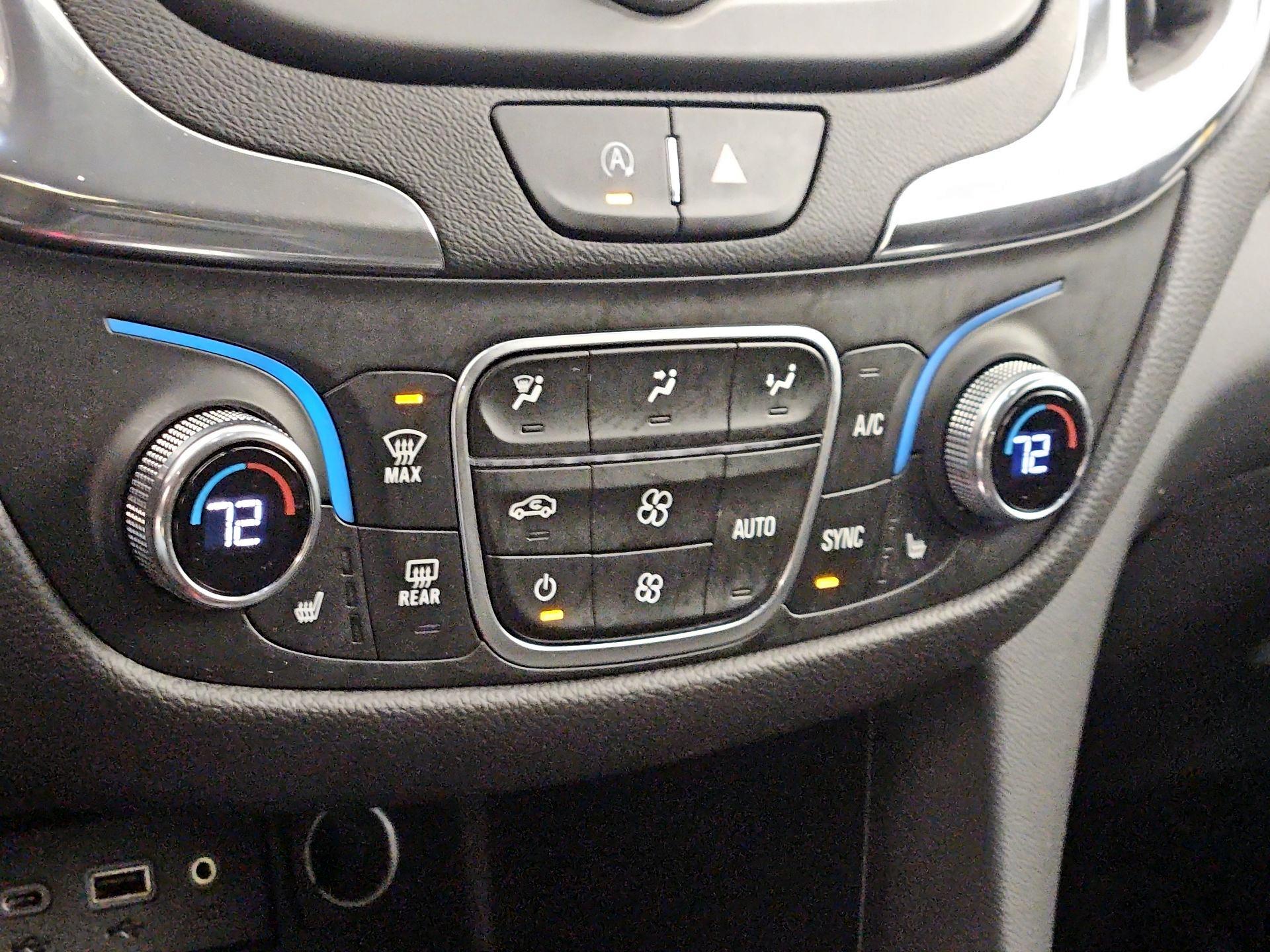 Thumbnail: 2024 Chevrolet Equinox - 16