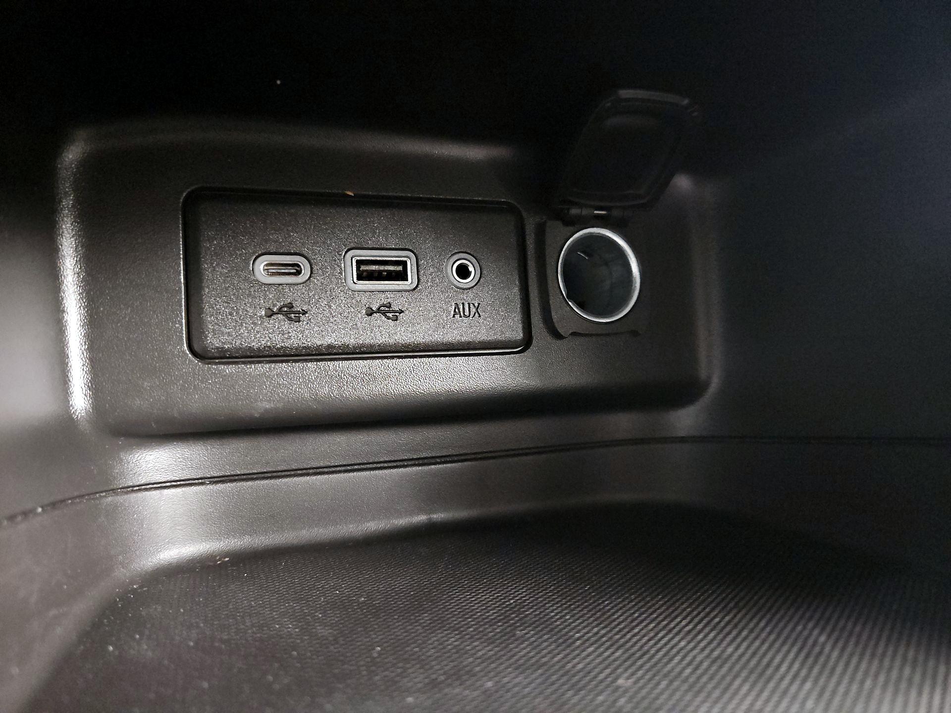 Thumbnail: 2024 Chevrolet Equinox - 18