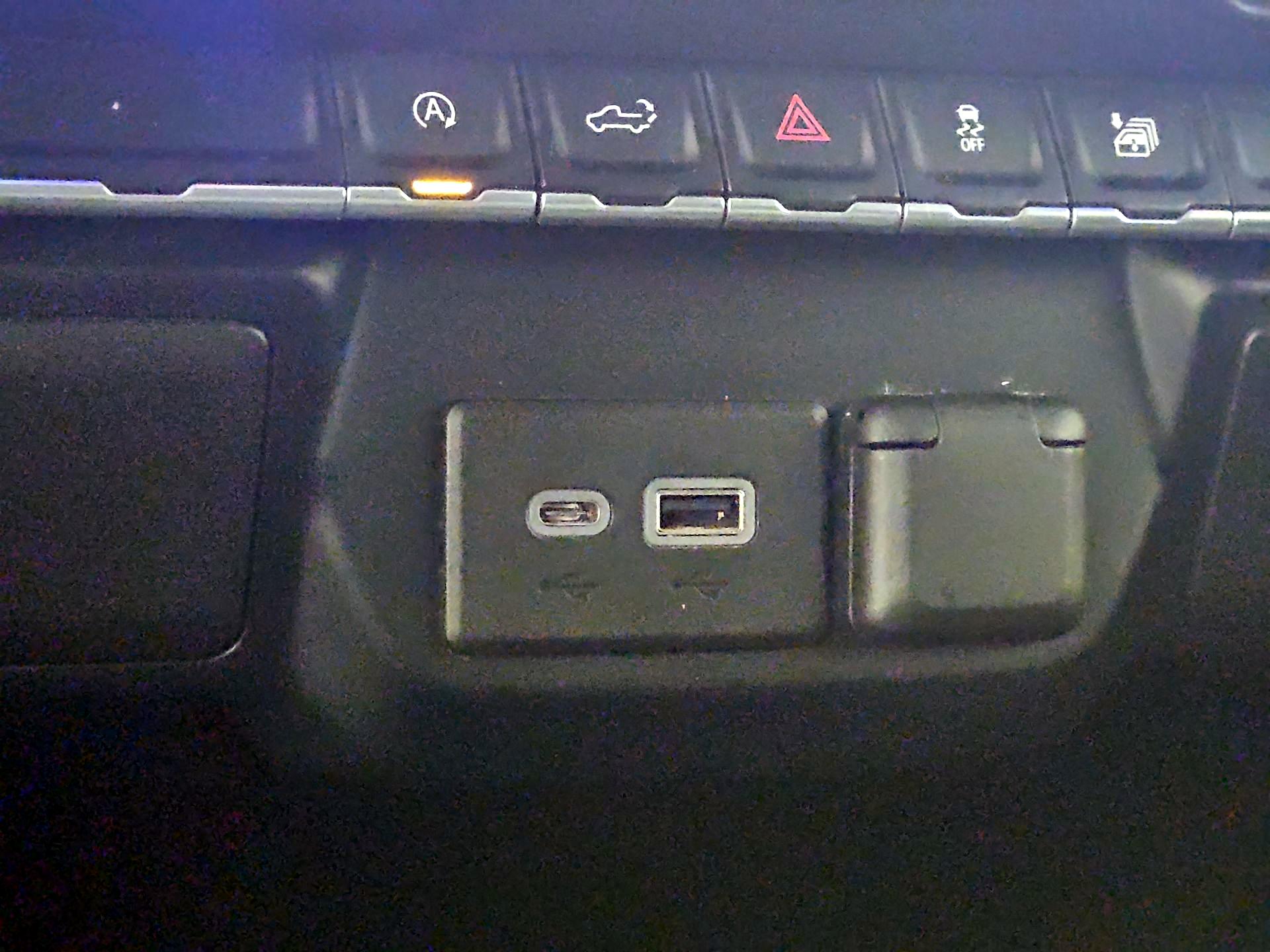 Thumbnail: 2021 GMC Sierra 1500 - 18