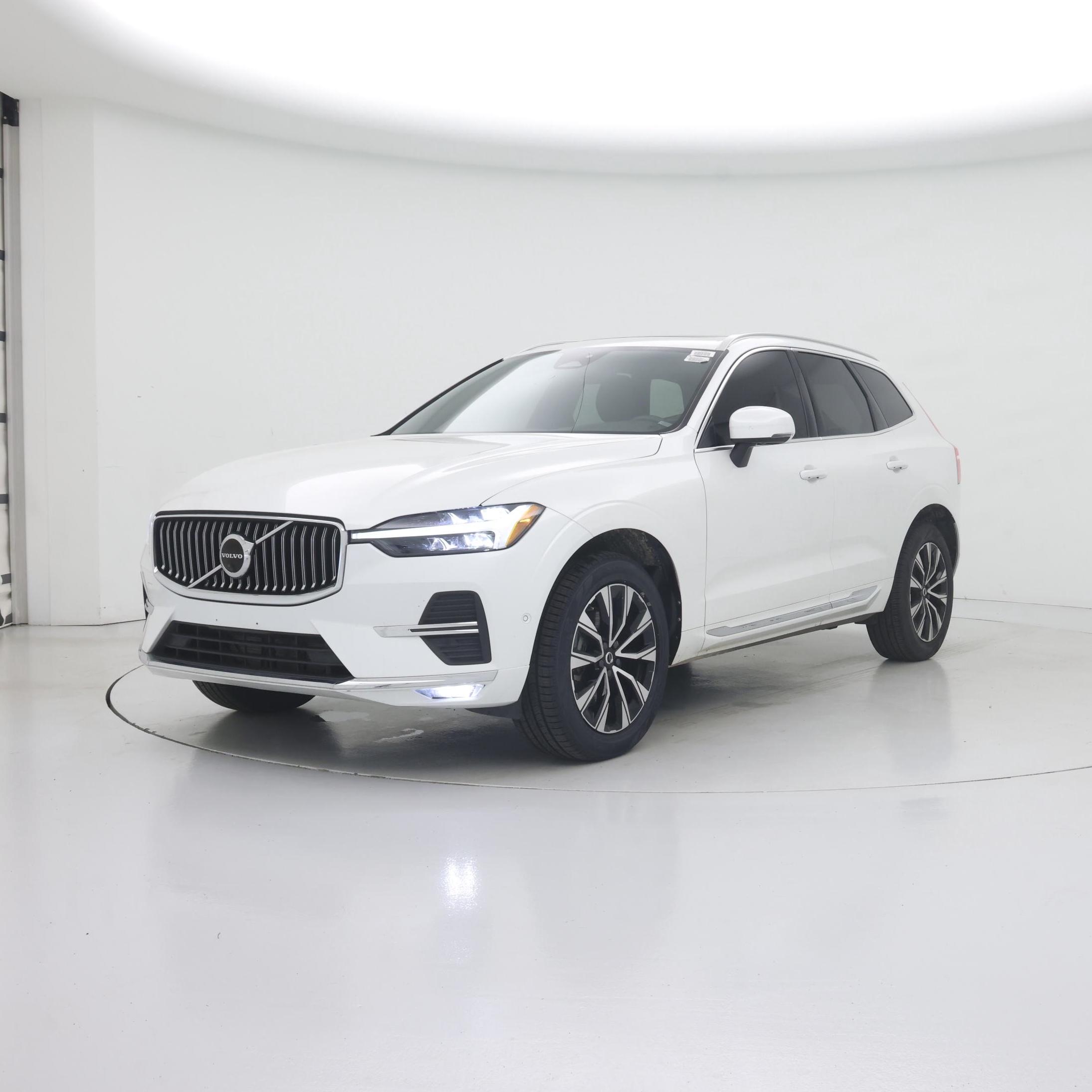 Thumbnail: 2023 Volvo XC60 - 4