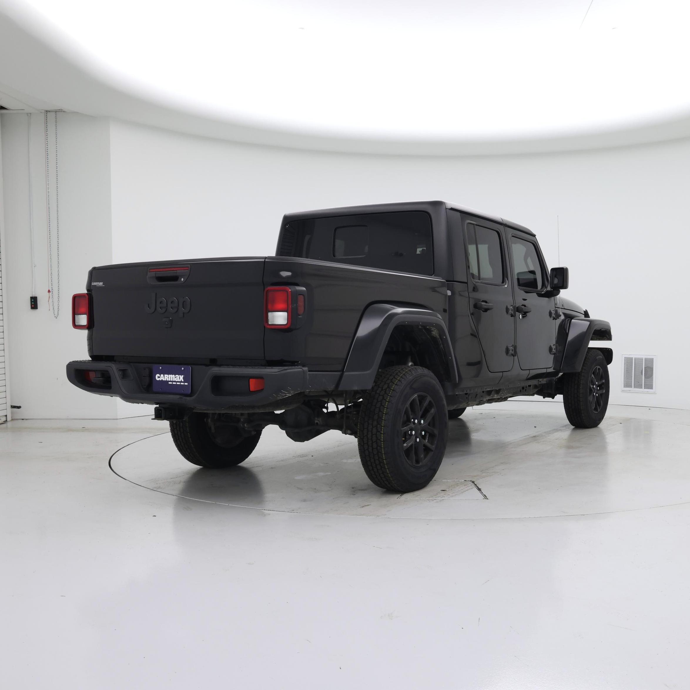 Thumbnail: 2023 Jeep Gladiator - 8