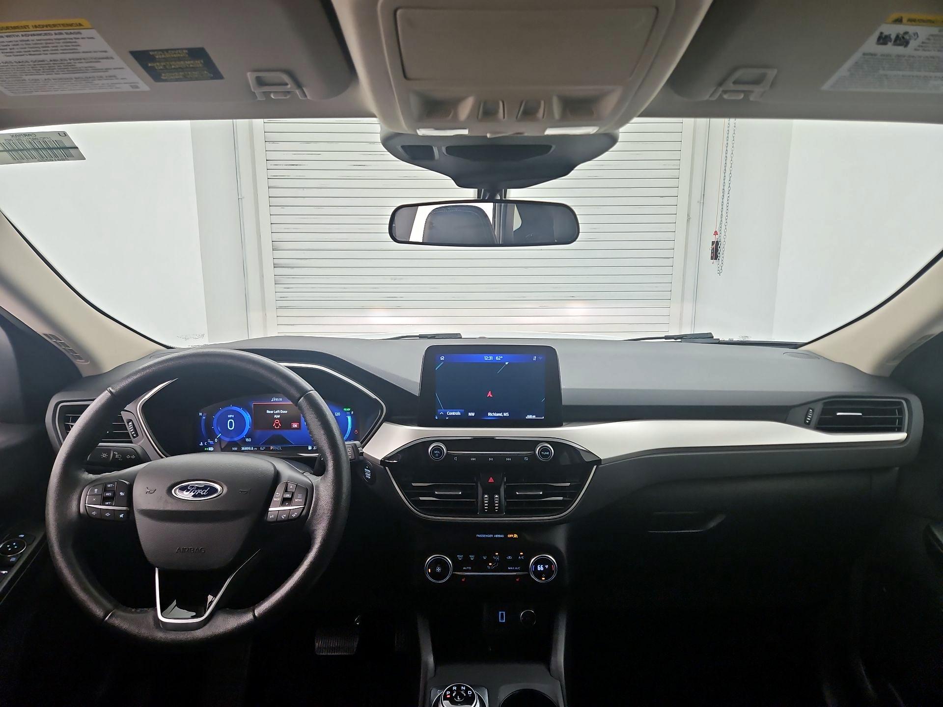 Thumbnail: 2020 Ford Escape - 9