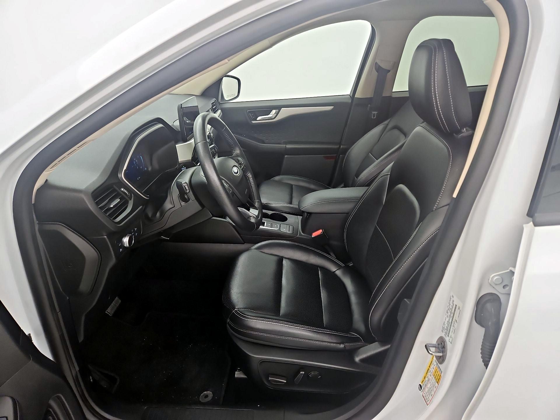 Thumbnail: 2020 Ford Escape - 11